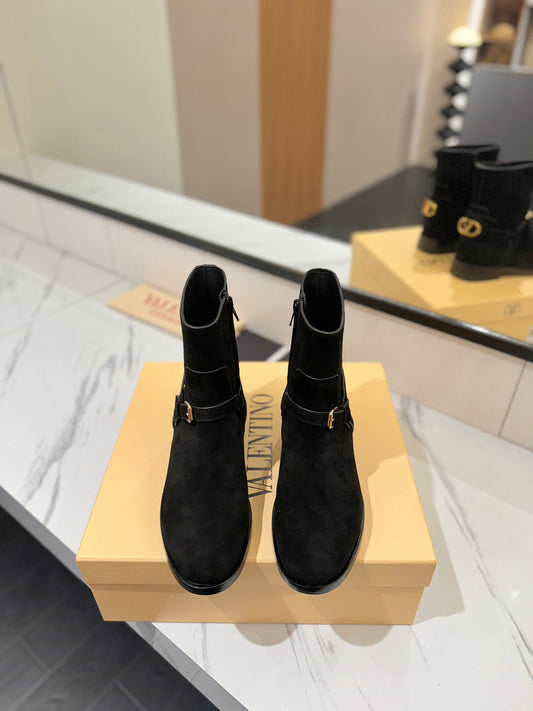 VALENTINO 25S PATTIE ANKLE BOOTS IN BLACK SUEDE WITH GOLD HARDWARE - 35