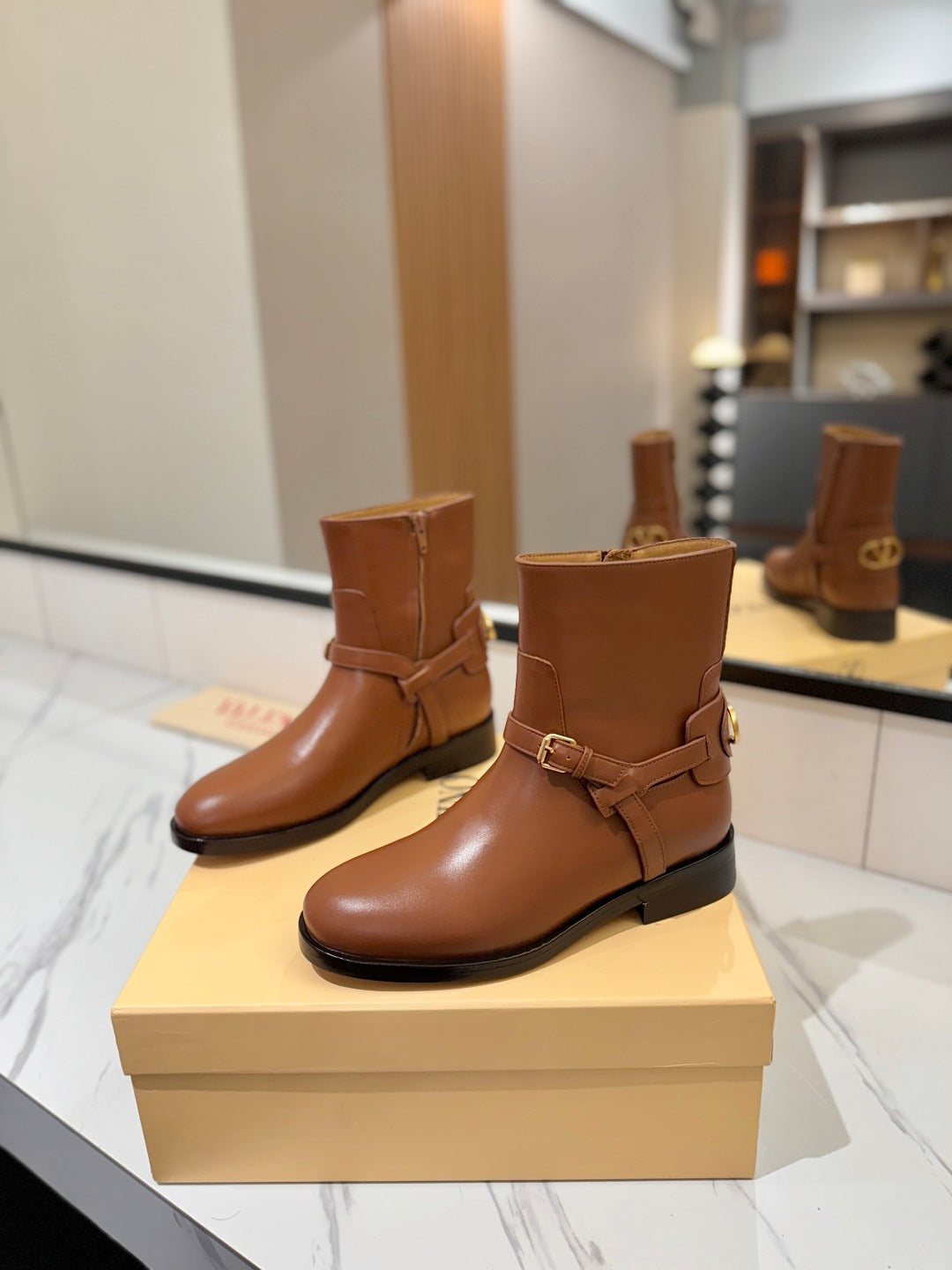 VALENTINO 25S PATTIE ANKLE BOOTS IN BROWN CALFSKIN WITH GOLD HARDWARE - 35