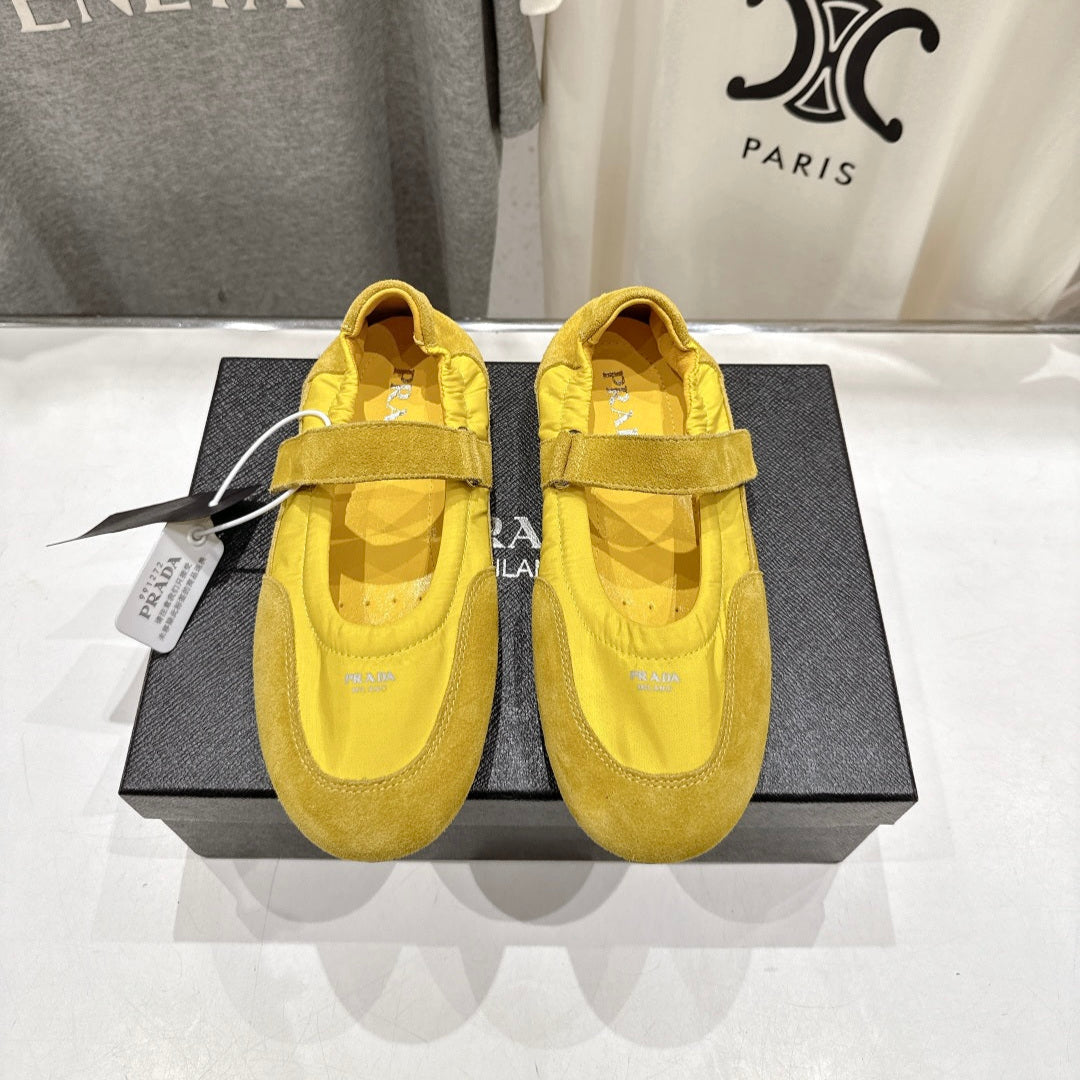 PRADA 25S COLLAPSE RE NYLON AND SUEDE BALLERINAS IN LEMON YELLOW - 35