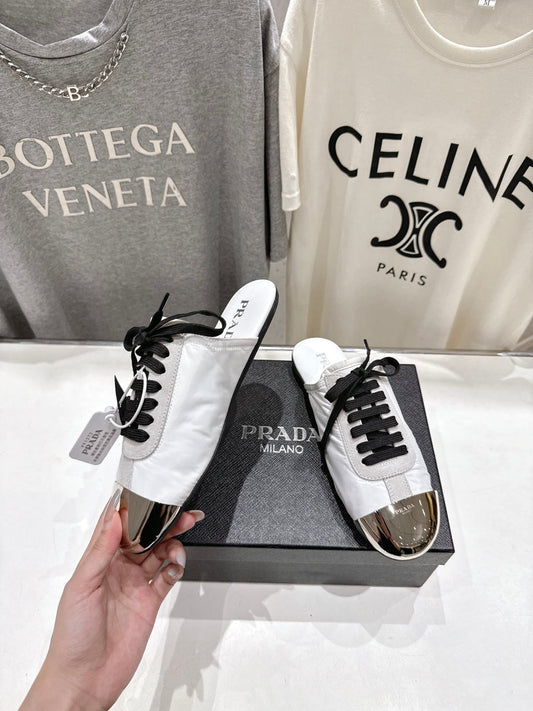 PRADA 25S МЮЛІ БІЛІ З МЕТАЛЕВИМ НОСОМ - 35