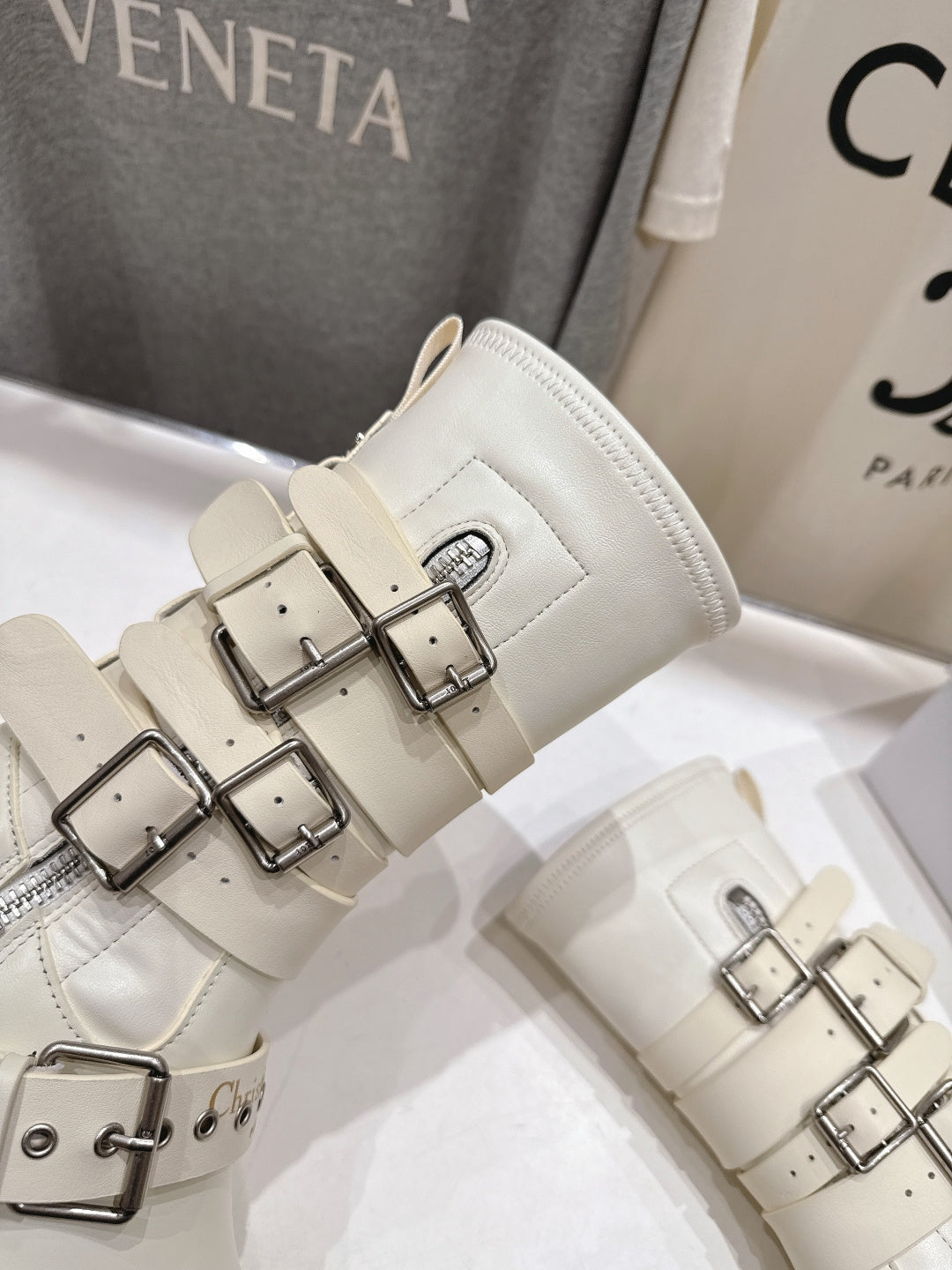 DIOR 25S BIKER BOOTS IN CREAM WHITE CALFSKIN WITH SILVER HARDWARE - 35
