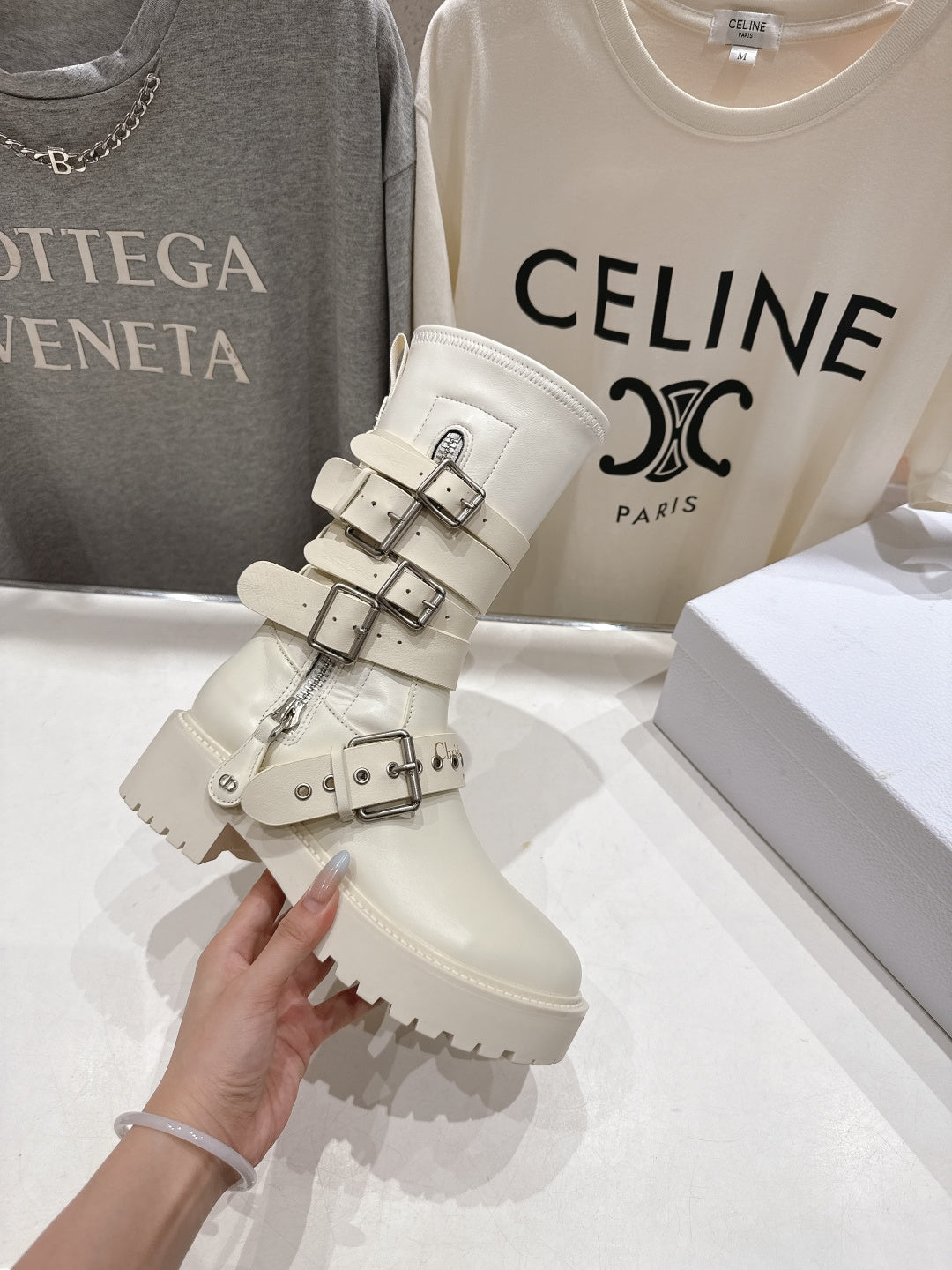 DIOR 25S BIKER BOOTS IN CREAM WHITE CALFSKIN WITH SILVER HARDWARE - 35