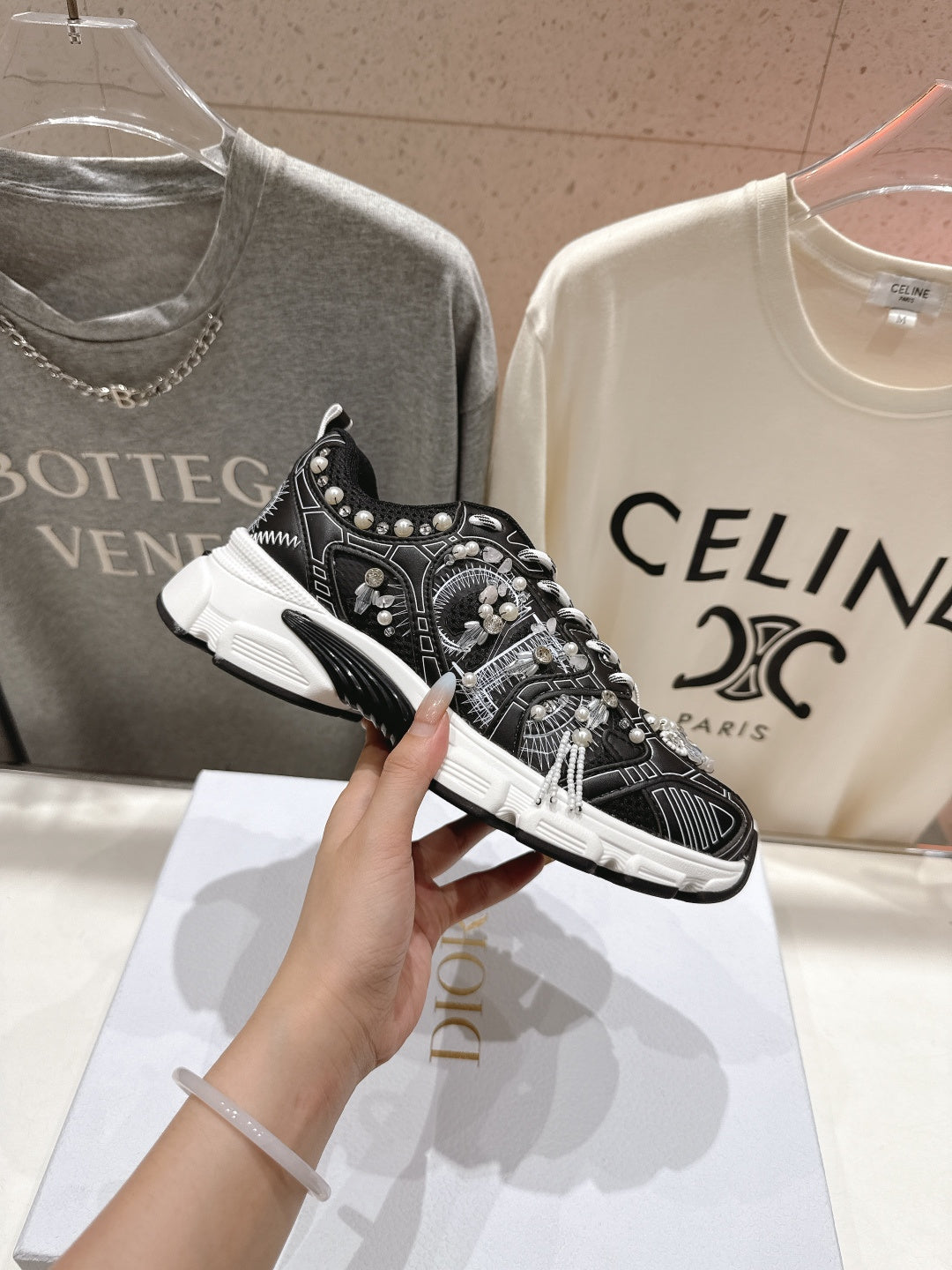 DIOR 25S SNEAKER IN BLACK LAMBSKIN AND MESH FABRIC WITH PEARL DETAILING - 35