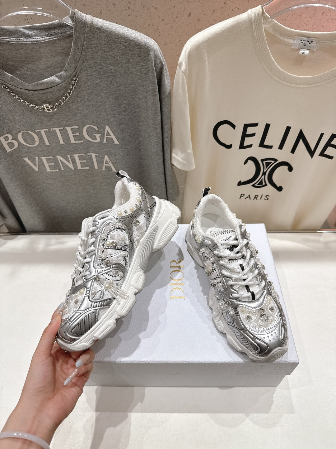 DIOR 25S SNEAKER IN SILVER LAMBSKIN AND MESH FABRIC WITH PEARL DETAILING - 35