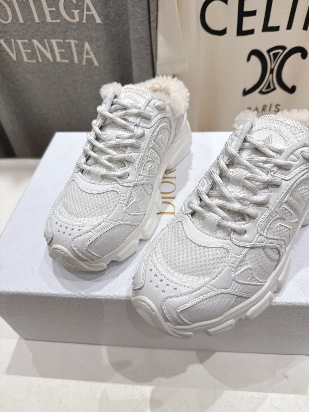 DIOR CHRONO SNEAKER 25S IN WHITE LAMBSKIN AND MESH FABRIC STYLE 11 - 35