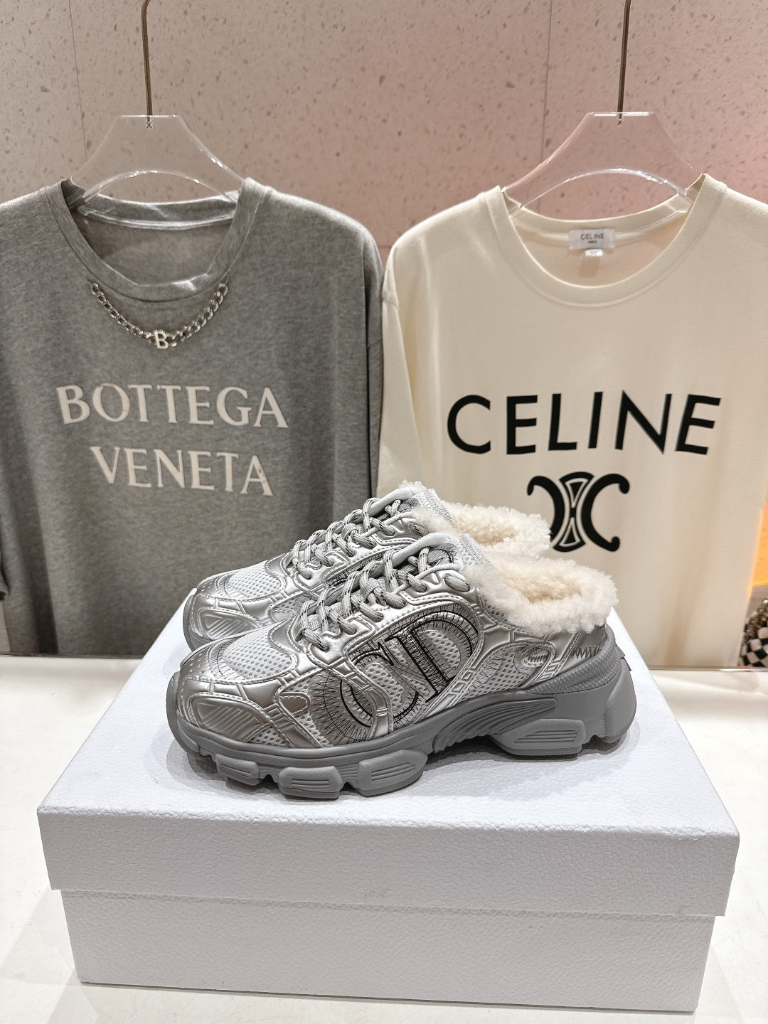 DIOR CHRONO SNEAKER 25S IN SILVER LAMBSKIN AND MESH FABRIC STYLE 10 - 35