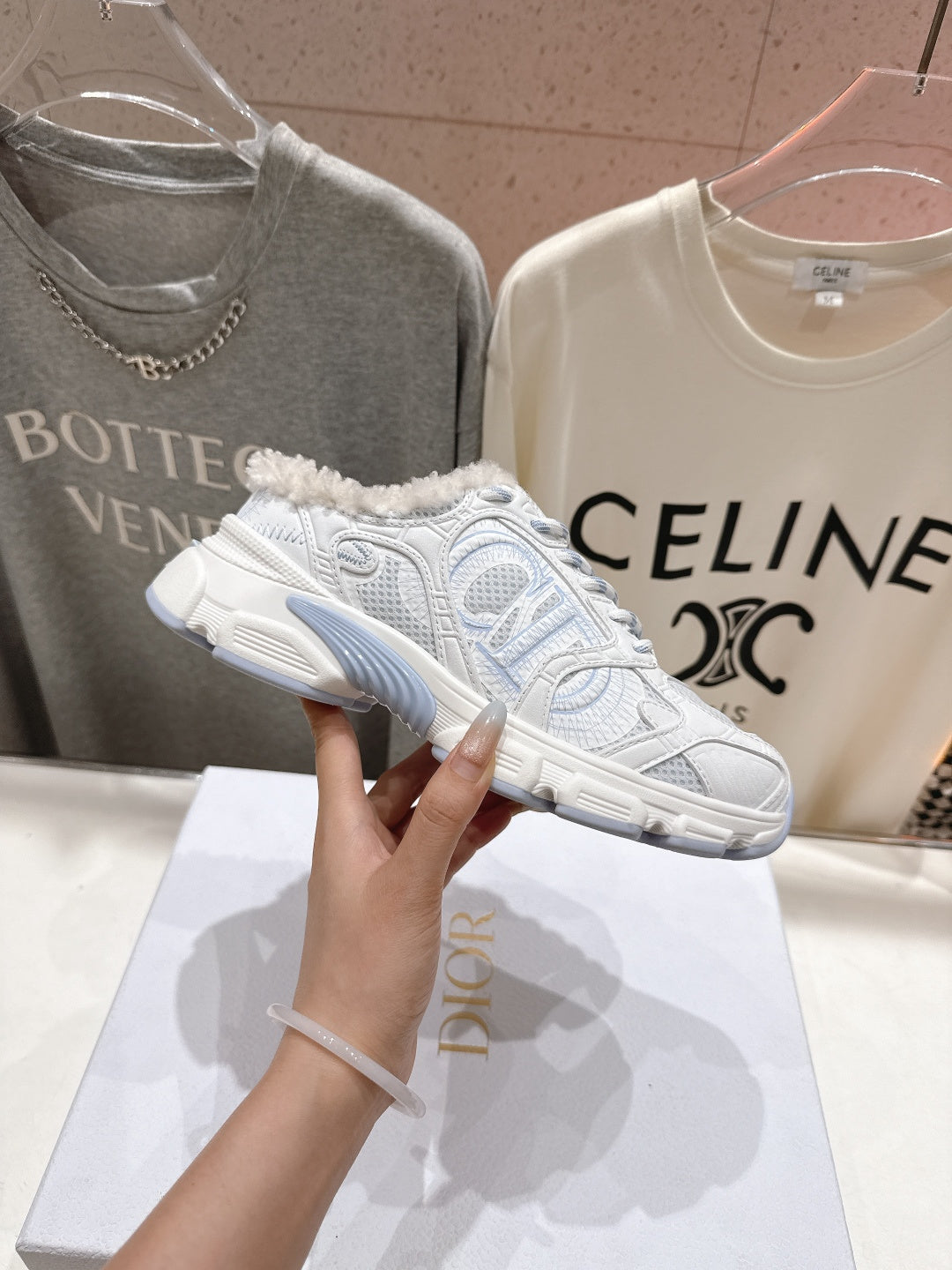DIOR CHRONO SNEAKER 25S IN WHITE MIX BLUE LAMBSKIN AND MESH FABRIC STYLE 9 - 35