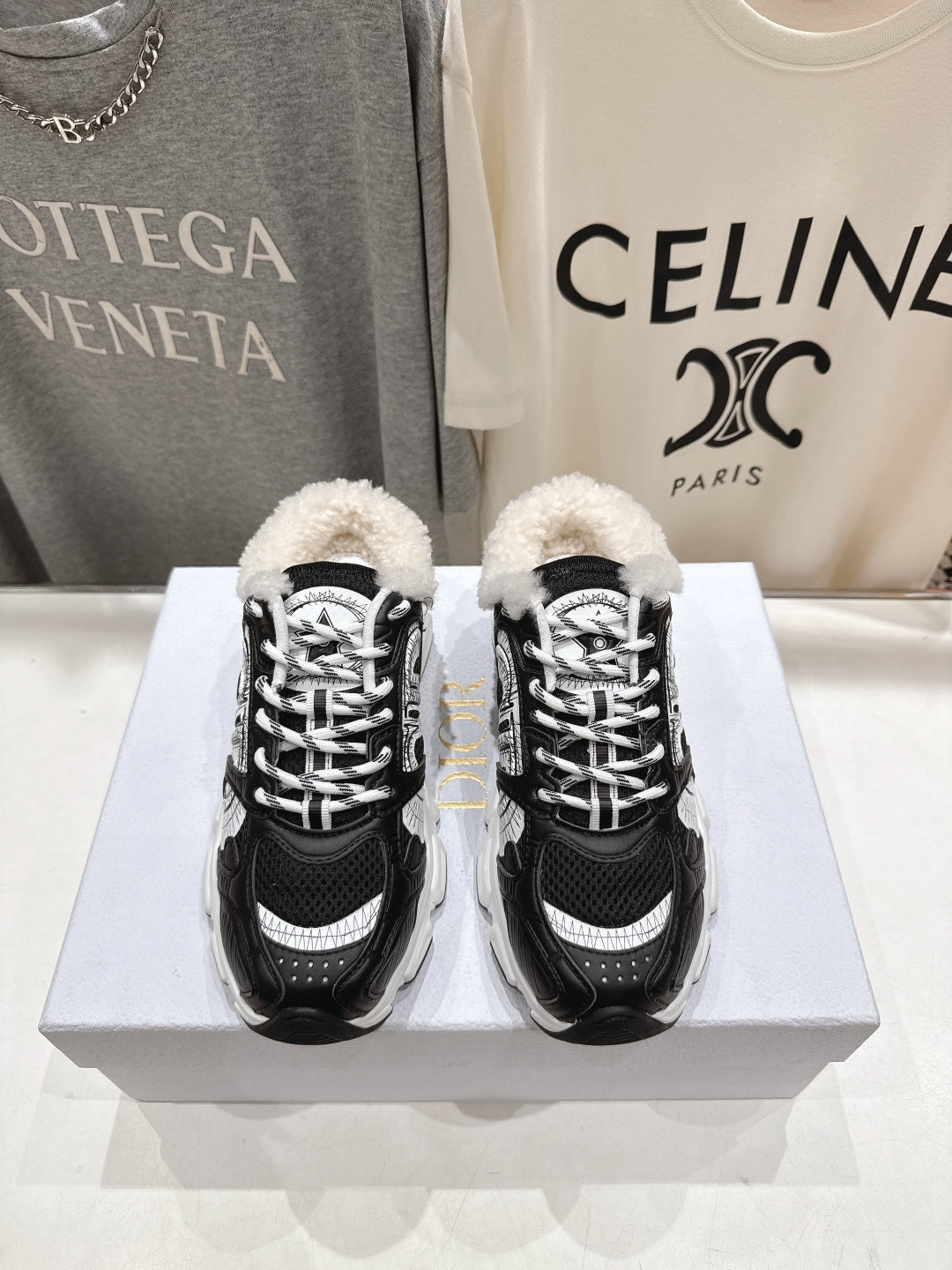 DIOR CHRONO SNEAKER 25S IN BLACK LAMBSKIN AND MESH FABRIC STYLE 4 - 35