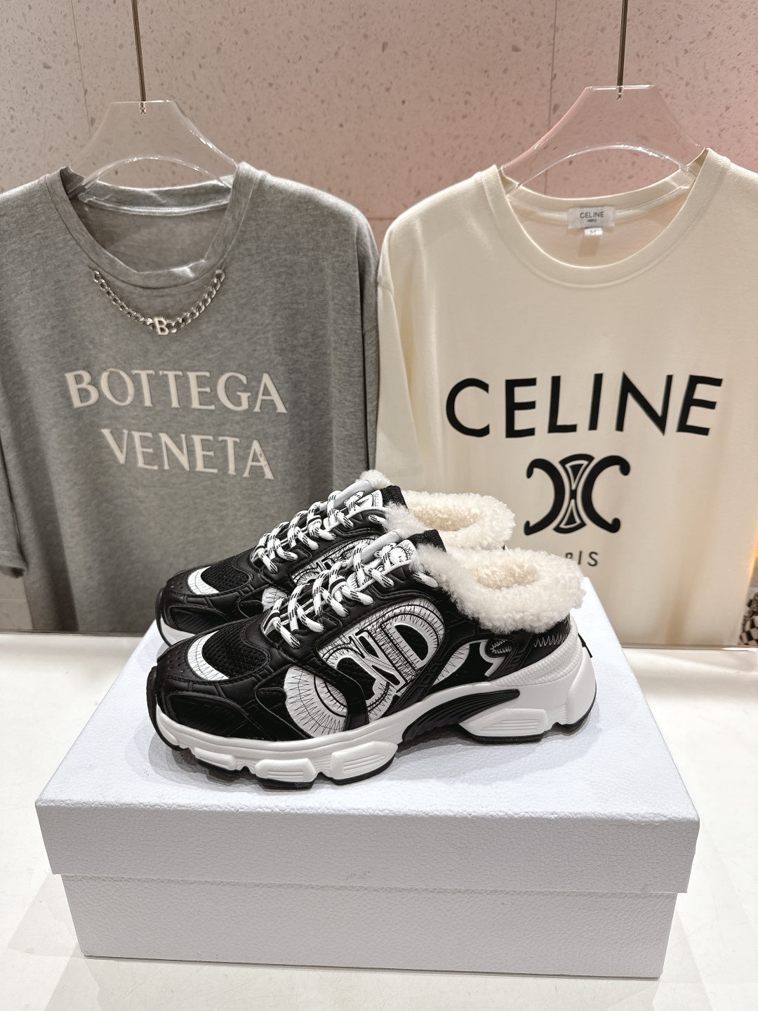 DIOR CHRONO SNEAKER 25S IN BLACK LAMBSKIN AND MESH FABRIC STYLE 4 - 35