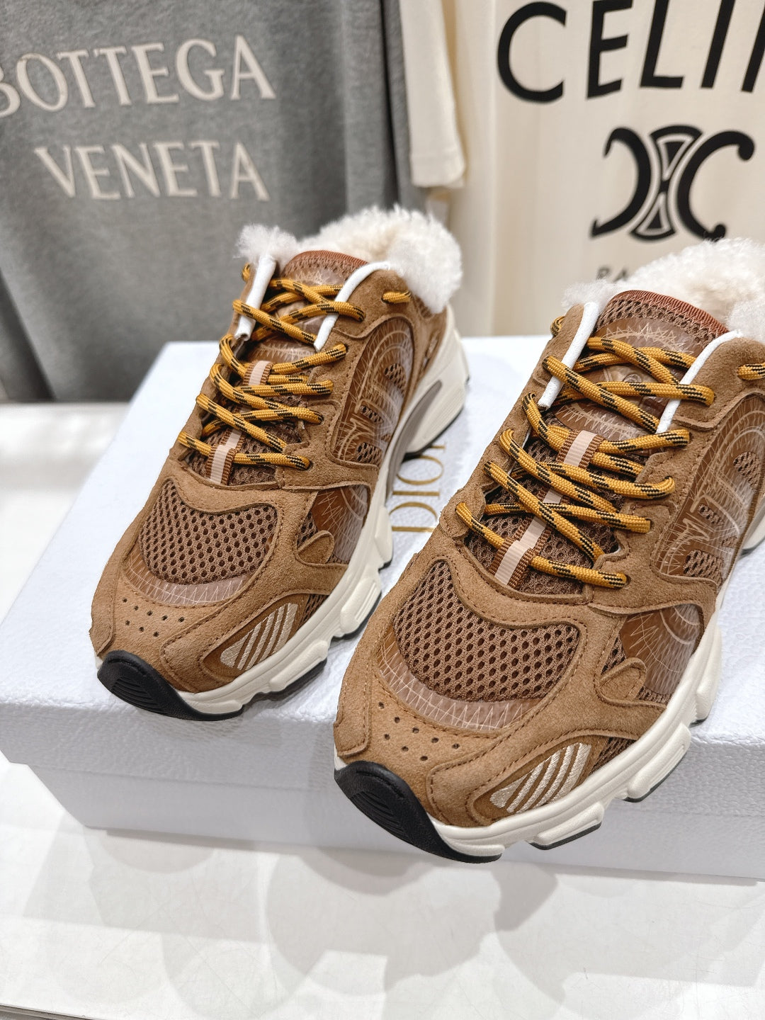 DIOR CHRONO SNEAKER 25S IN BROWN SUEDE AND MESH FABRIC - 35