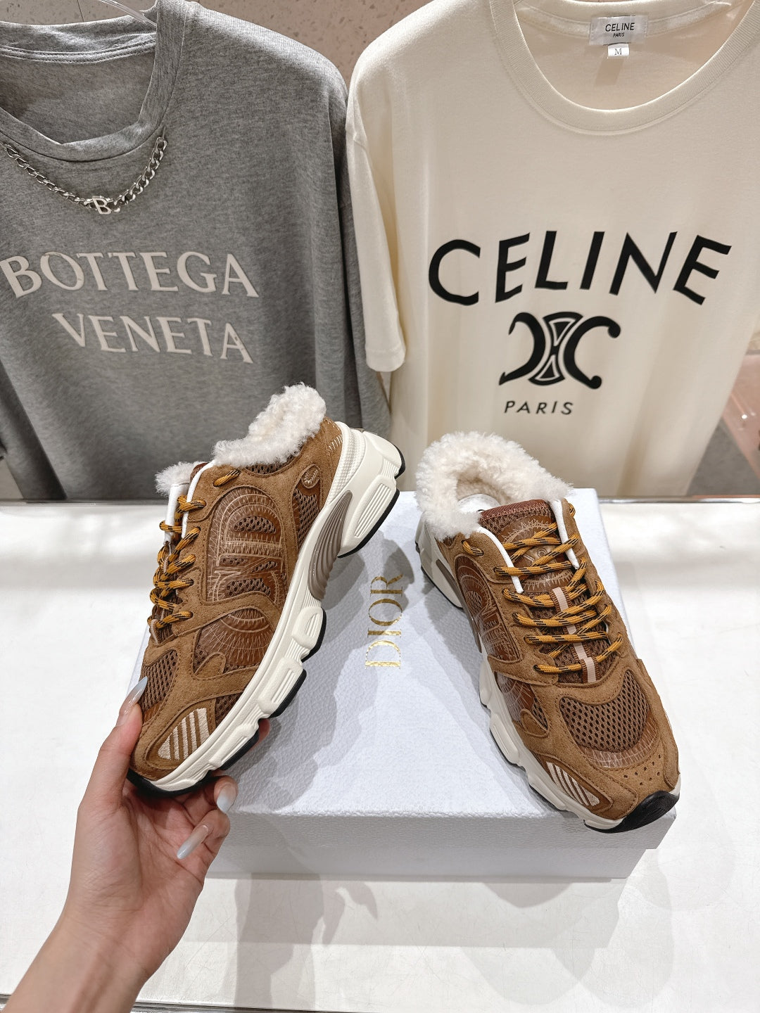 DIOR CHRONO SNEAKER 25S IN BROWN SUEDE AND MESH FABRIC - 35