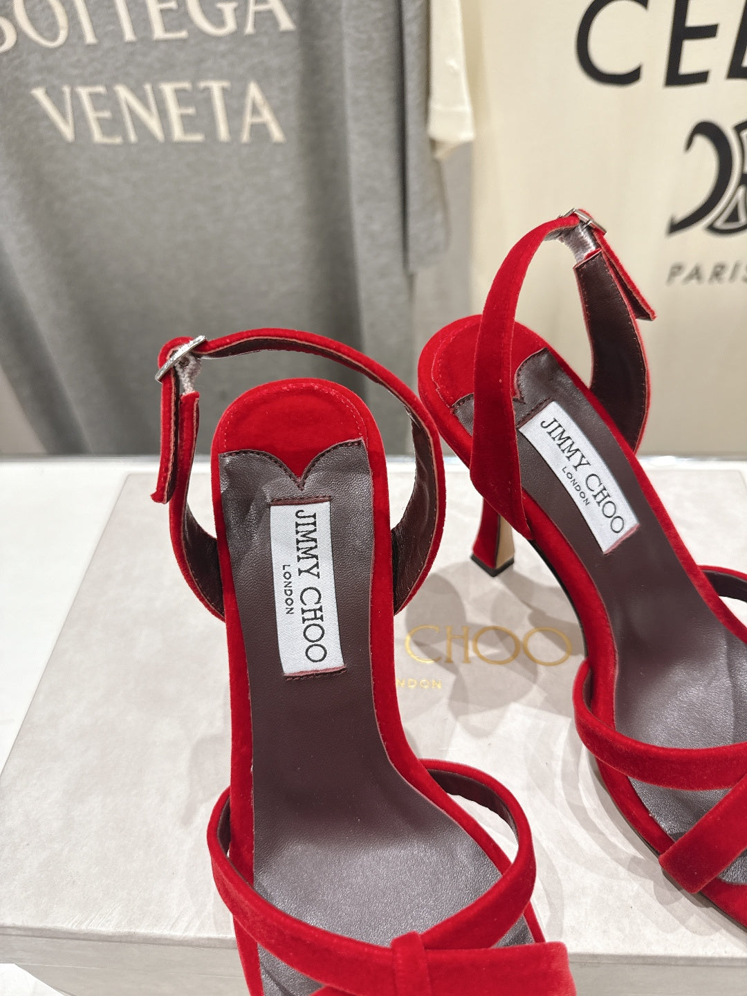 БОСОНІЖКИ НА ВИСОКИХ ПІДБОРАХ JIMMY CHOO 26S, 100 ММ, З ЧЕРВОНОГО ОКСАМИТУ