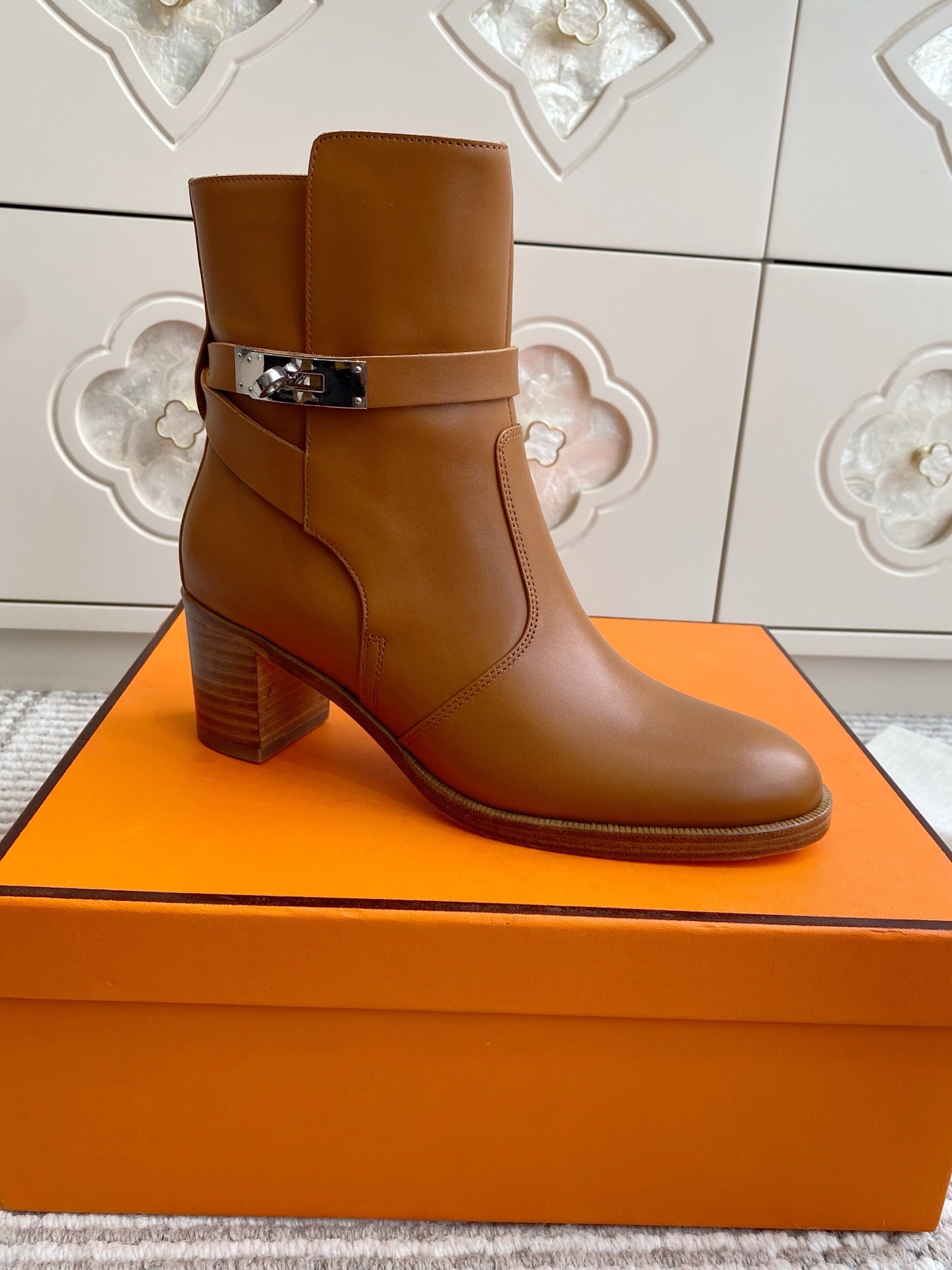 HM 25S FRENCHIE 50 ANKLE BOOT 50 MM IN BROWN LAMBSKIN WITH SILVER HARDWARE - 35
