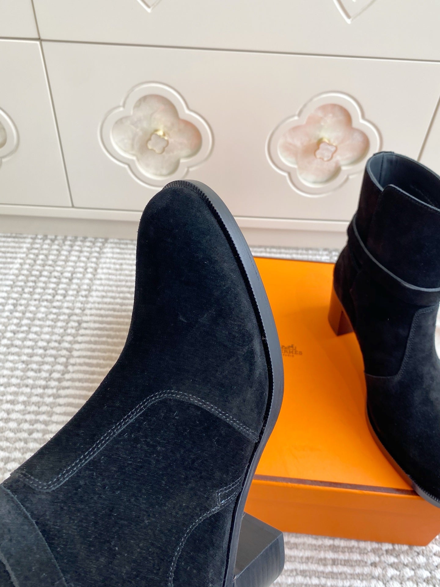 HM 25S FRENCHIE 50 ANKLE BOOT 50 MM IN BLACK SUEDE WITH SILVER HARDWARE - 35