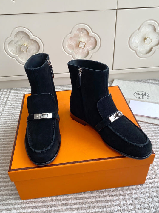 HM 25S KELSY ANKLE BOOT IN BLACK SUEDE WITH SILVER HARDWARE - 35