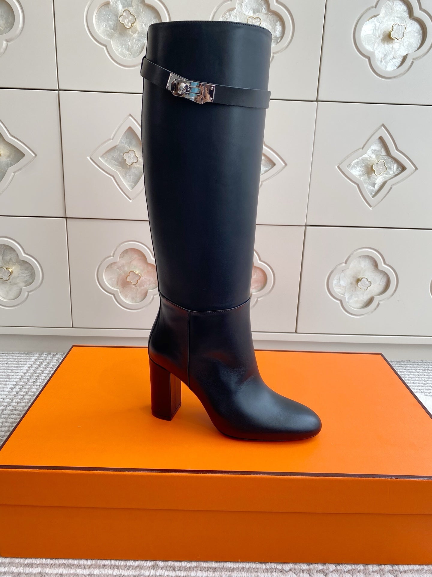 HM 25S TALL BOOTS 90 MM IN BLACK LAMBSKIN WITH SILVER HARDWARE - 35