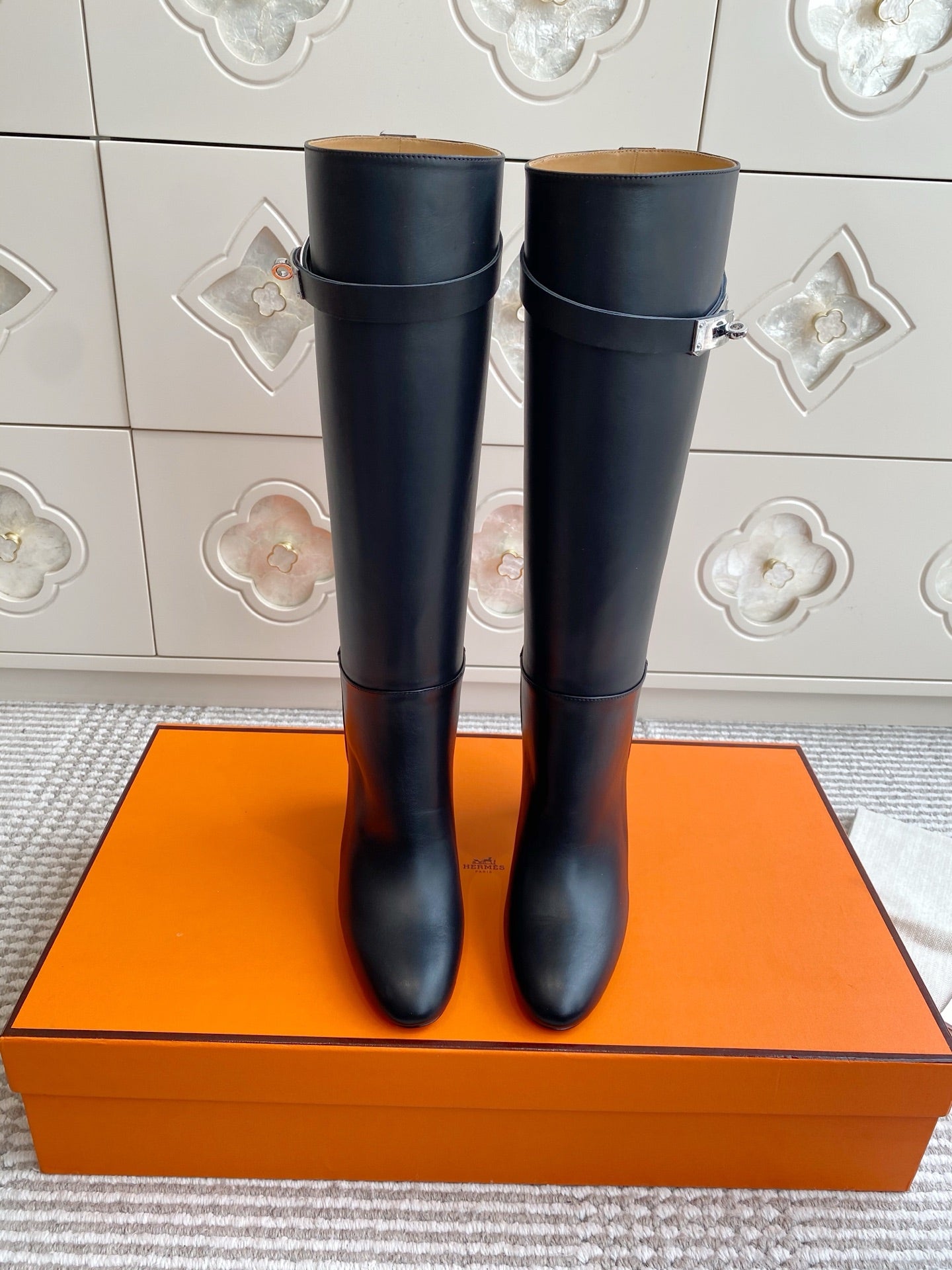 HM 25S TALL BOOTS 90 MM IN BLACK LAMBSKIN WITH SILVER HARDWARE - 35
