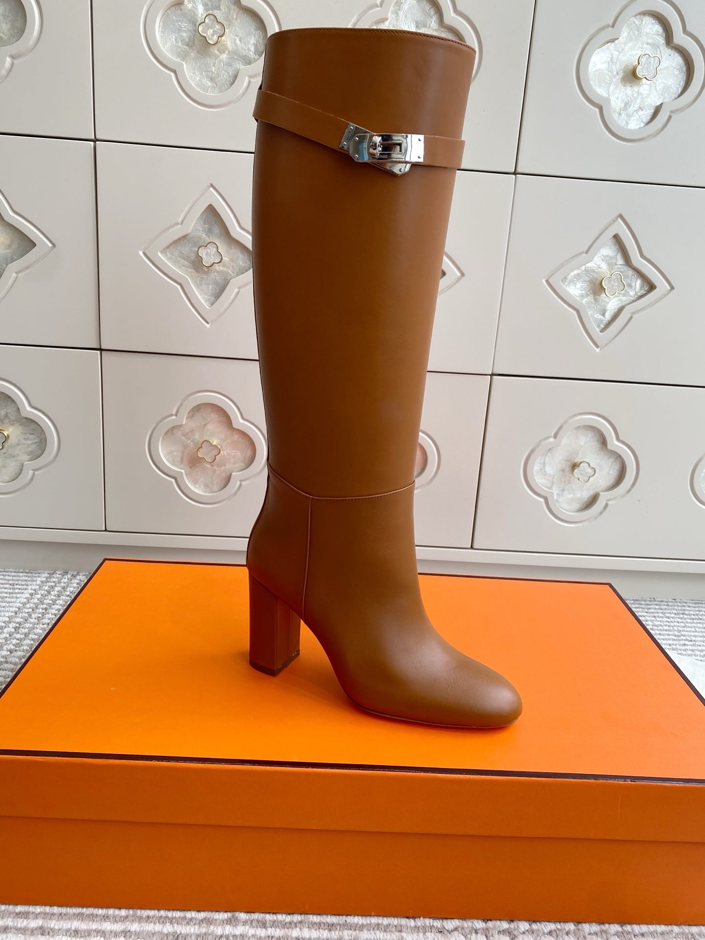 HM 25S TALL BOOTS 90 MM IN BROWN LAMBSKIN WITH SILVER HARDWARE - 35