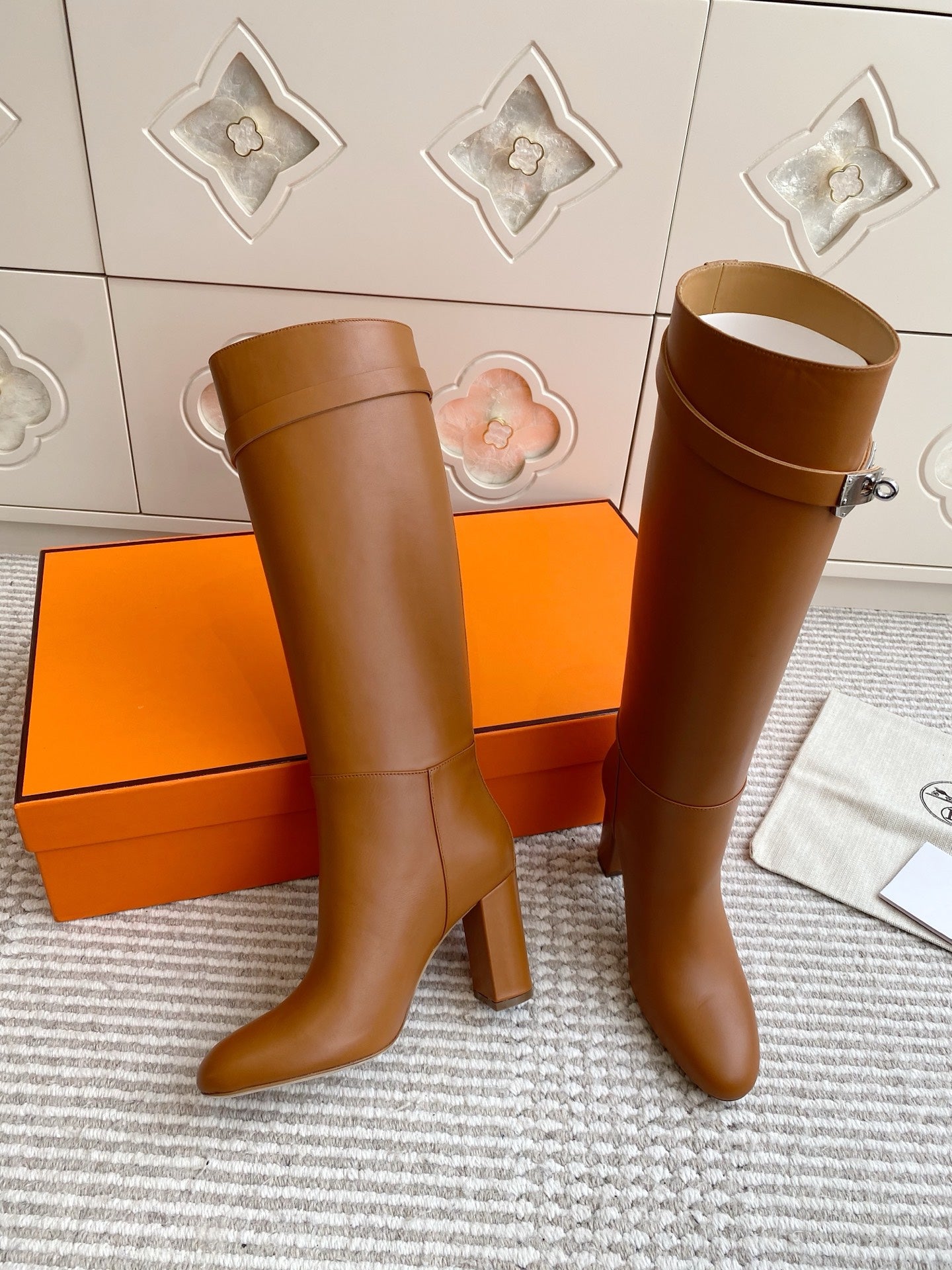 HM 25S TALL BOOTS 90 MM IN BROWN LAMBSKIN WITH SILVER HARDWARE - 35