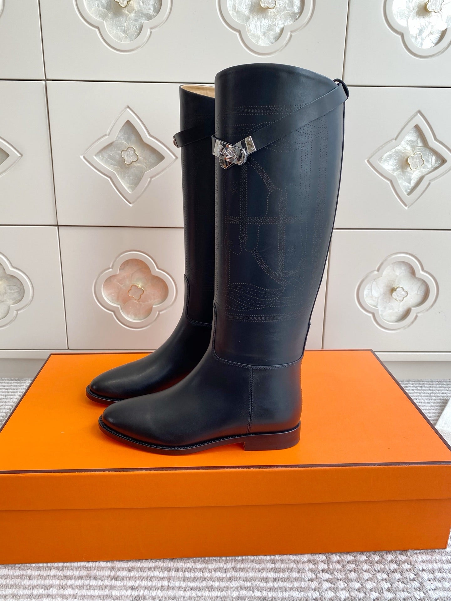 HM 25S JUMPING BOOTS IN BLACK LAMBSKIN WITH SILVER HARDWARE - 35