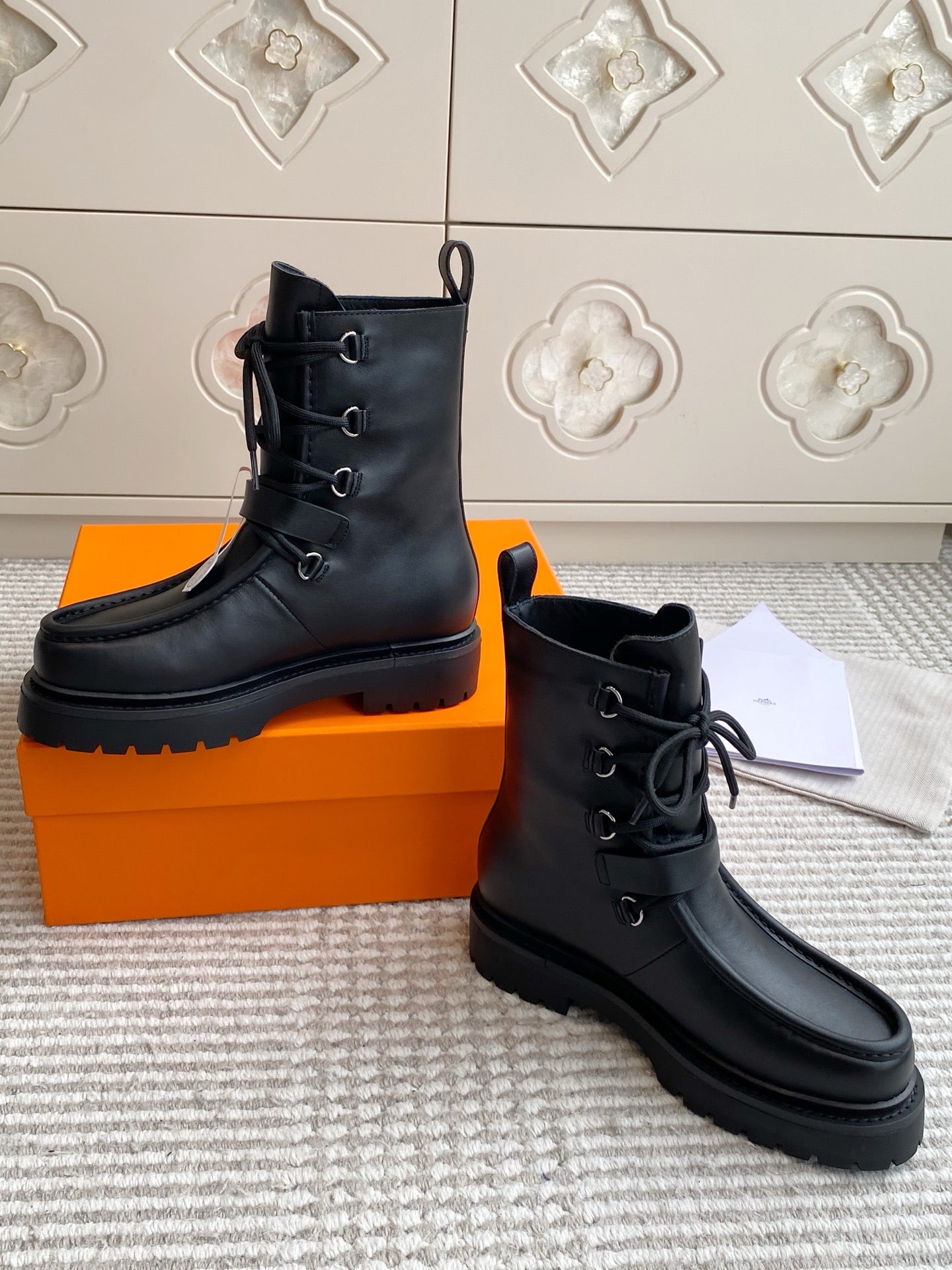 HM 25S ANKLE BOOTS IN BLACK LAMBSKIN - 35
