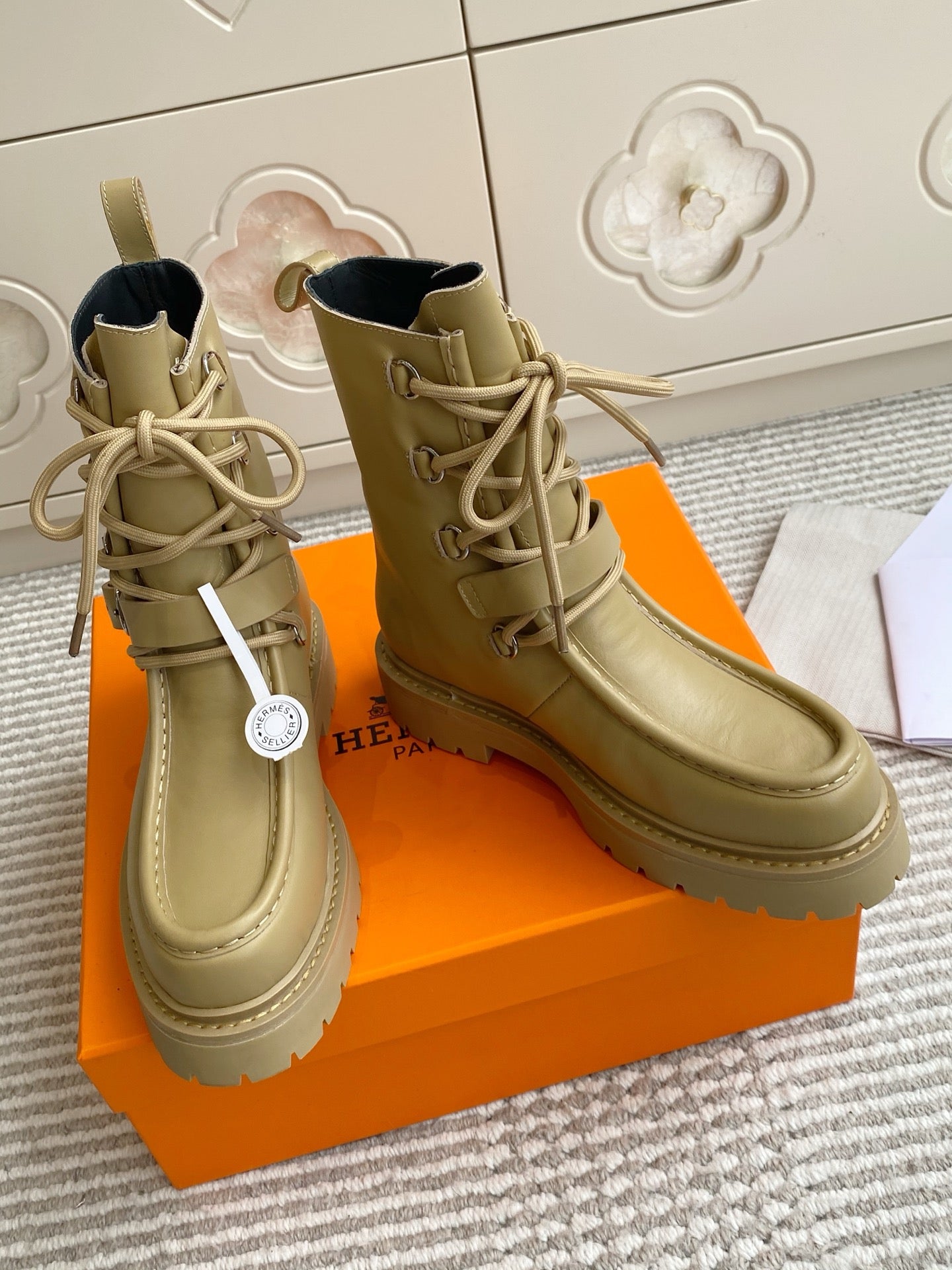 HM 25S ANKLE BOOTS IN WARM BEIGE GOLD LAMBSKIN - 35