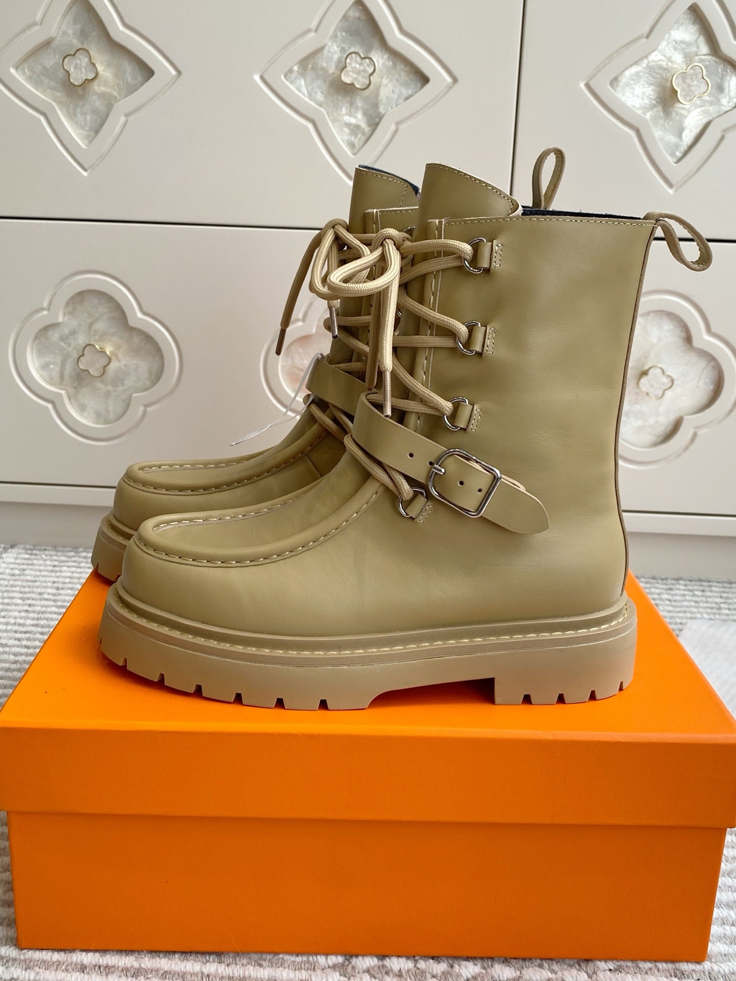 HM 25S ANKLE BOOTS IN WARM BEIGE GOLD LAMBSKIN - 35