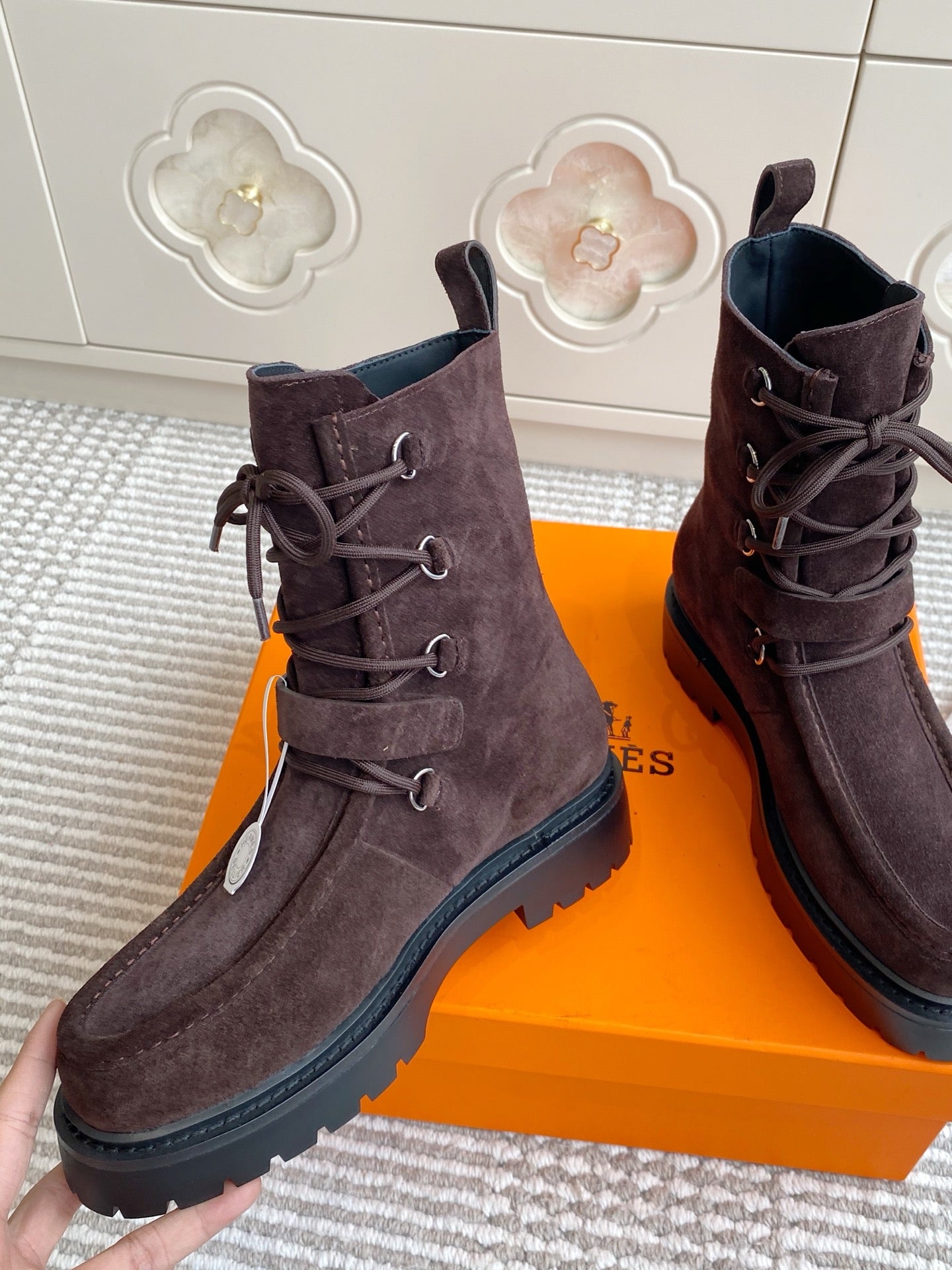 HM 25S ANKLE BOOTS IN DARK BROWN SUEDE - 35