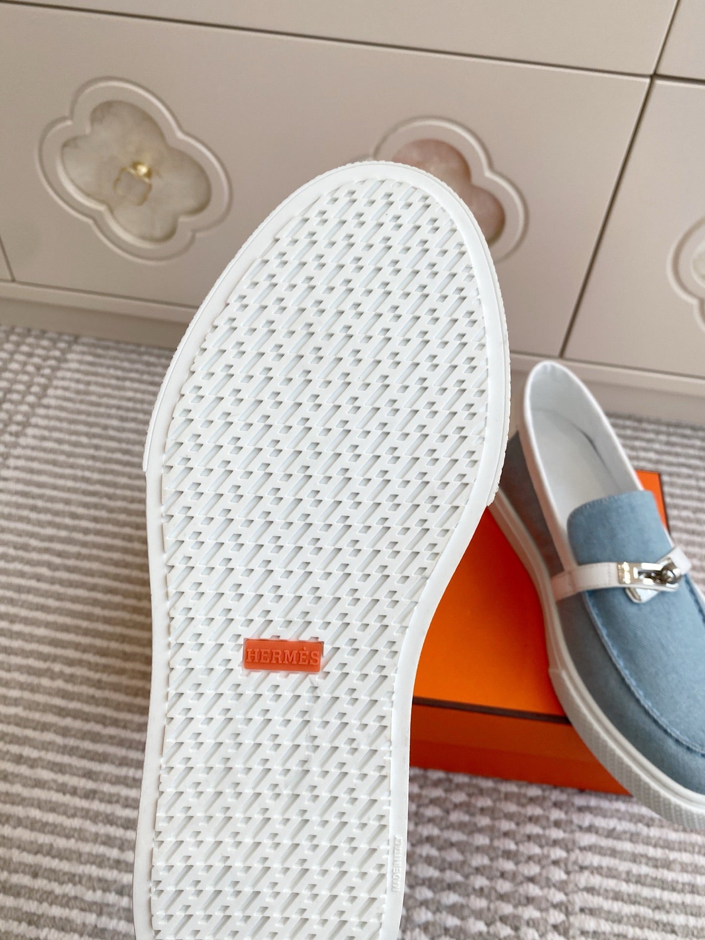 HM 25S SLIP-ON IN SKY BLUE CANVAS WITH SILVER HARDWARE - 35
