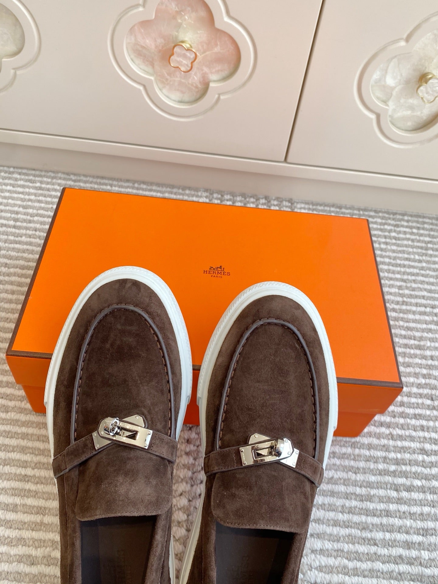HM 25S SLIP-ON IN DARK BROWN SUEDE WITH SILVER HARDWARE - 35