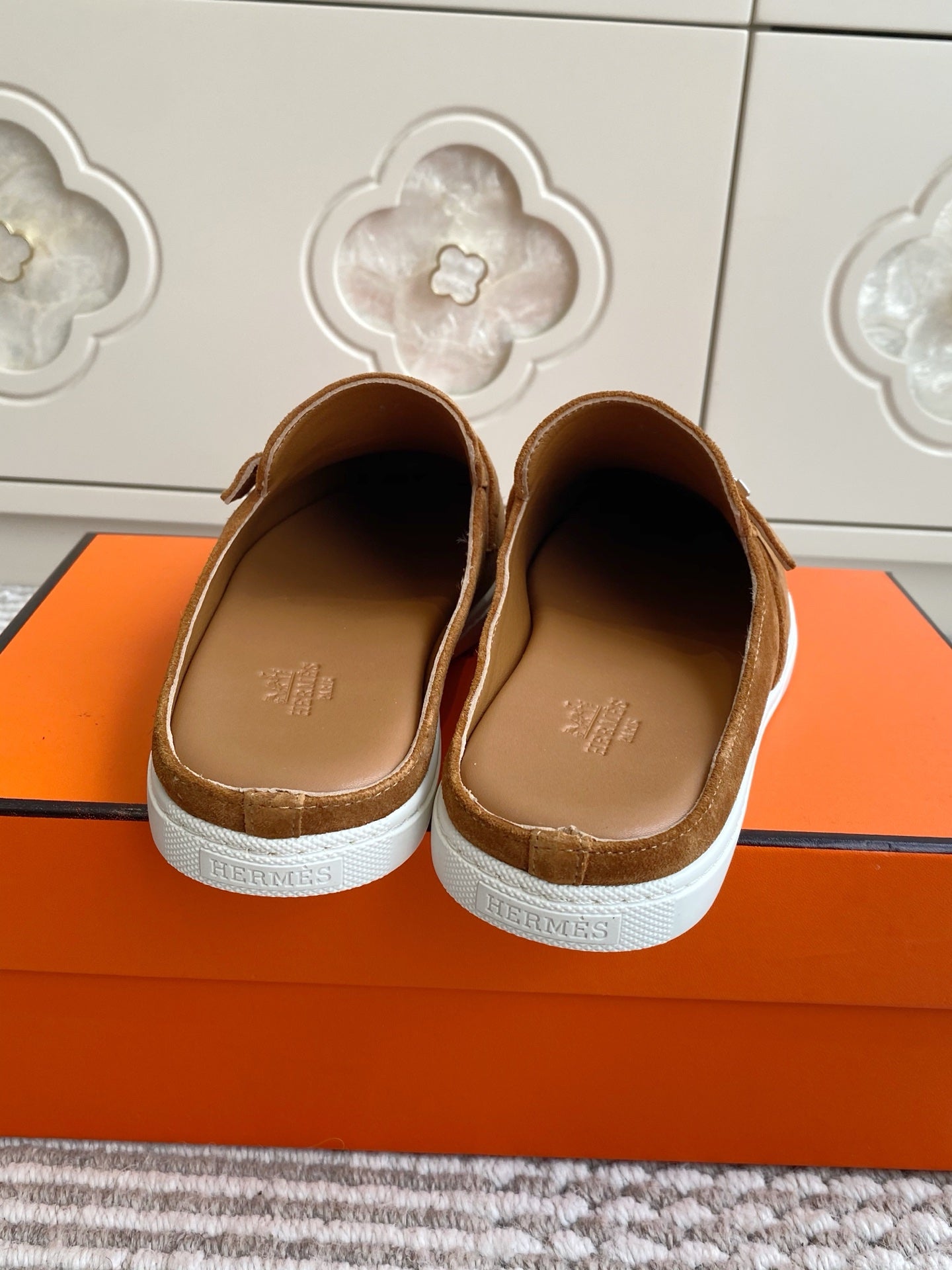 HM 25S MULES IN BROWN SUEDE WITH SILVER HARDWARE - 35