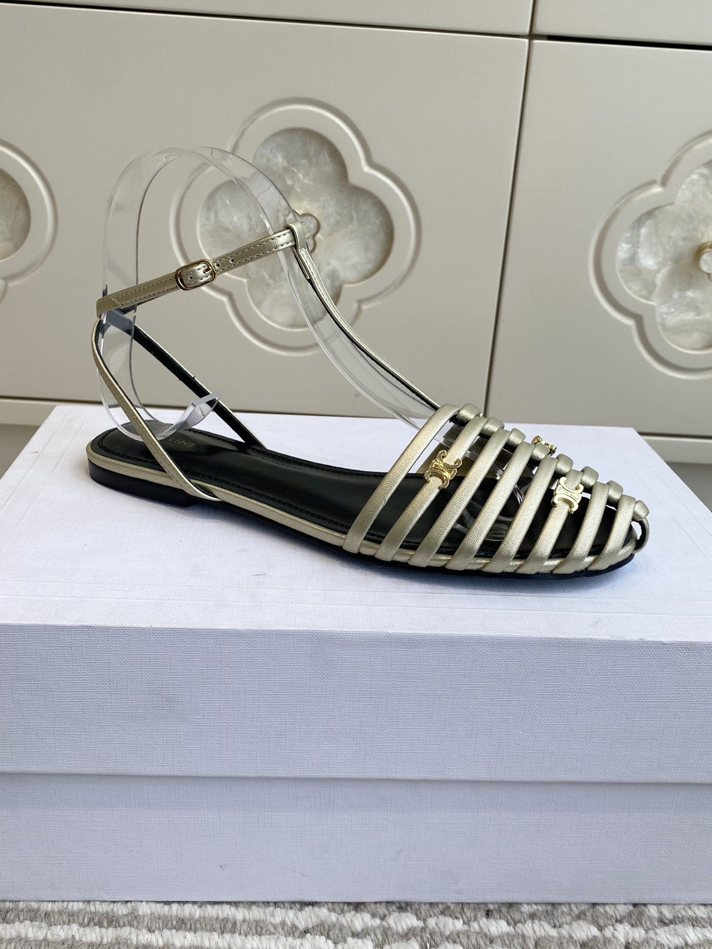 CELINE 26S CLEA TRIOMPHE GLADIATOR SANDALS IN CHAMPAGNE GOLD LAMBSKIN