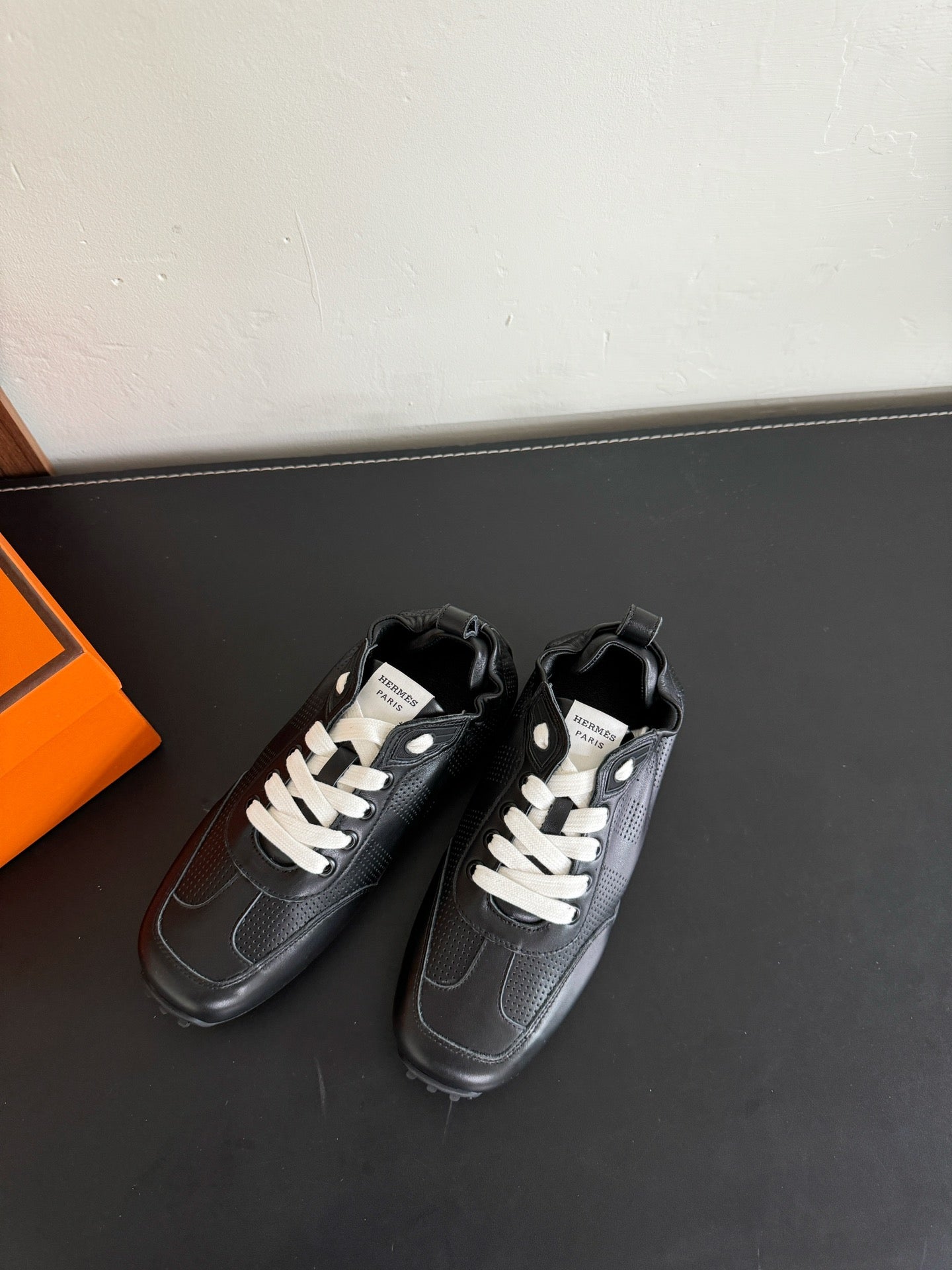 SKATEBOARD SHOES BLACK CALFSKIN - 35