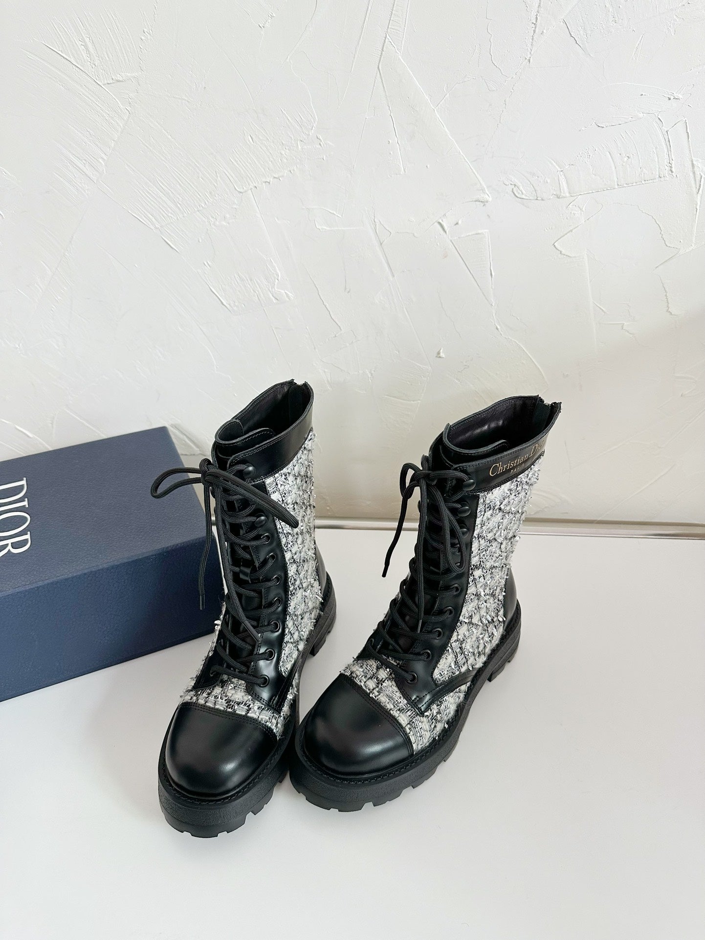 D-UNIT ANKLE BOOT BLACK CALFSKIN WITH WHITE AND BLACK CANNAGE TWEED - 35