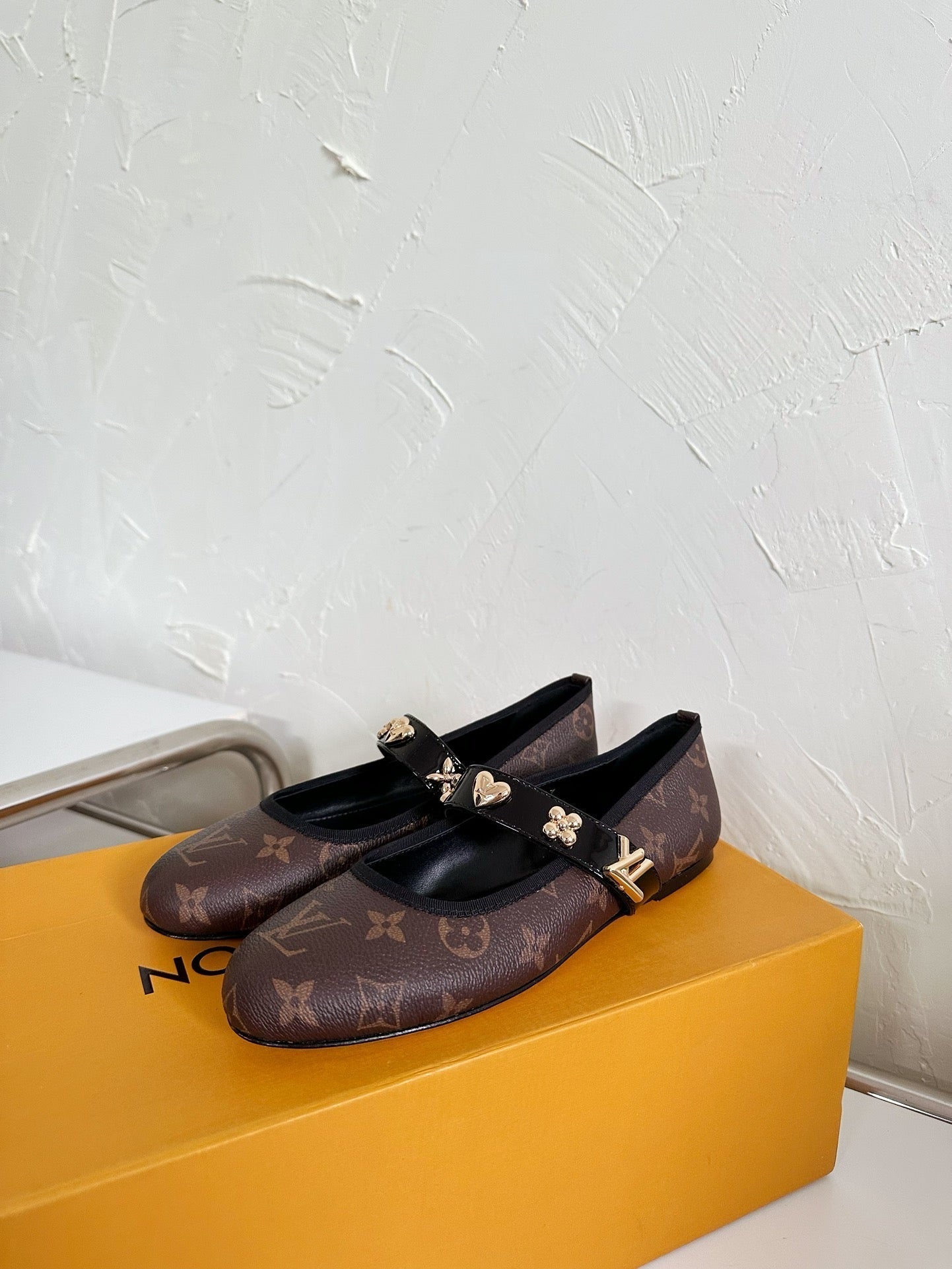 ROMY FLAT BALLERINA IN CHOCOLATE BROWN MONOGRAM CALFSKIN - 35