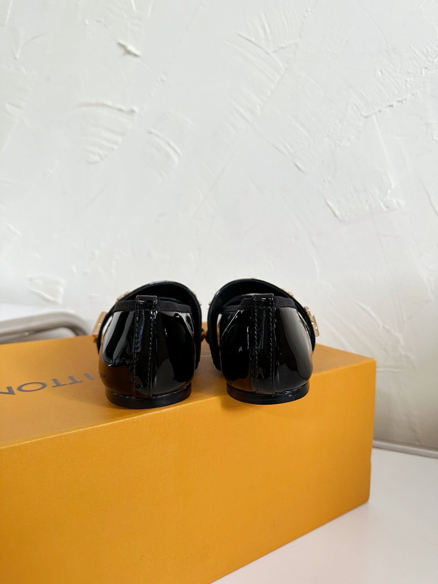 ROMY FLAT BALLERINA IN BLACK PATENT CALFSKIN - 35