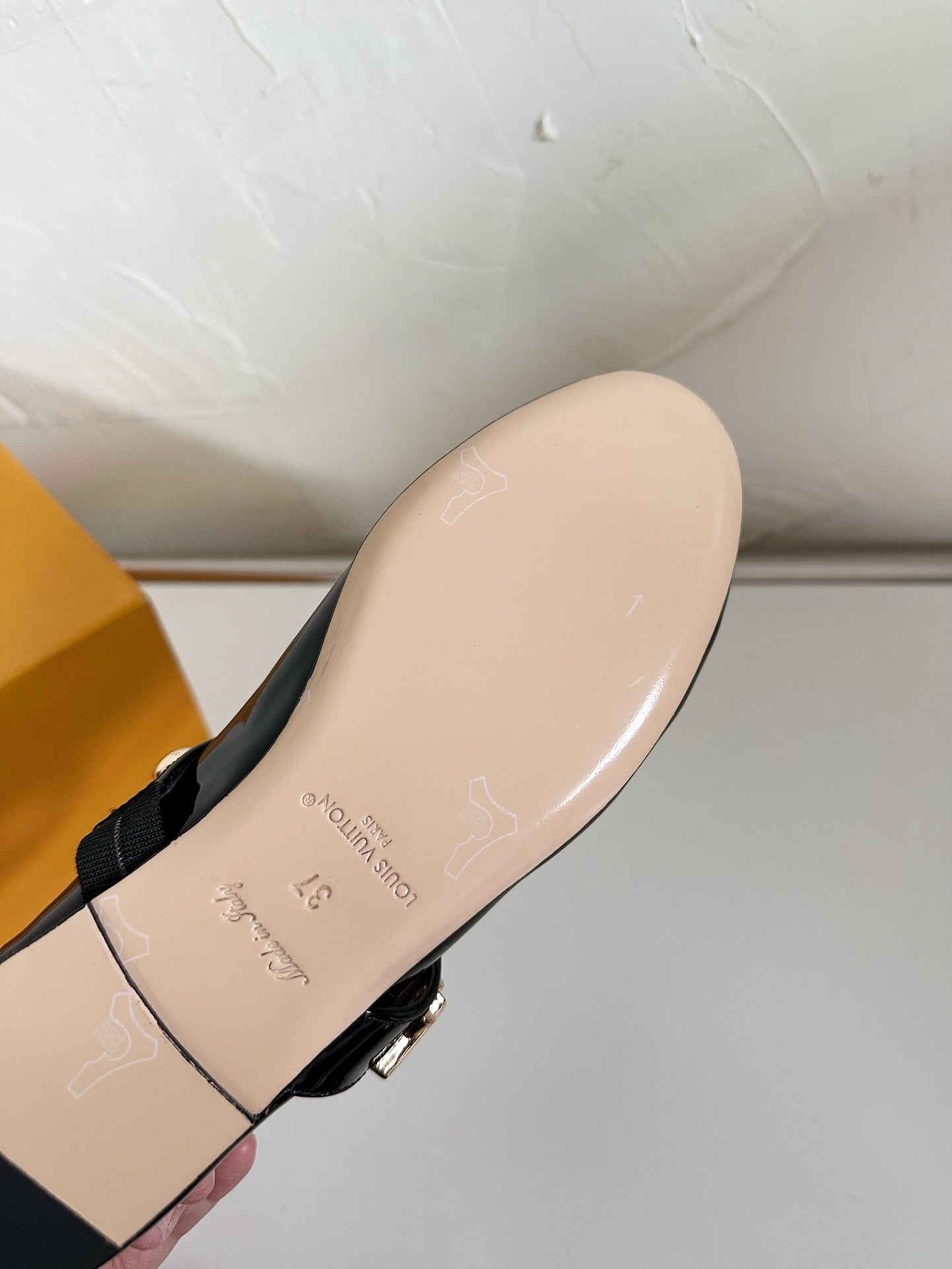 ROMY FLAT BALLERINA IN BLACK PATENT CALFSKIN - 35