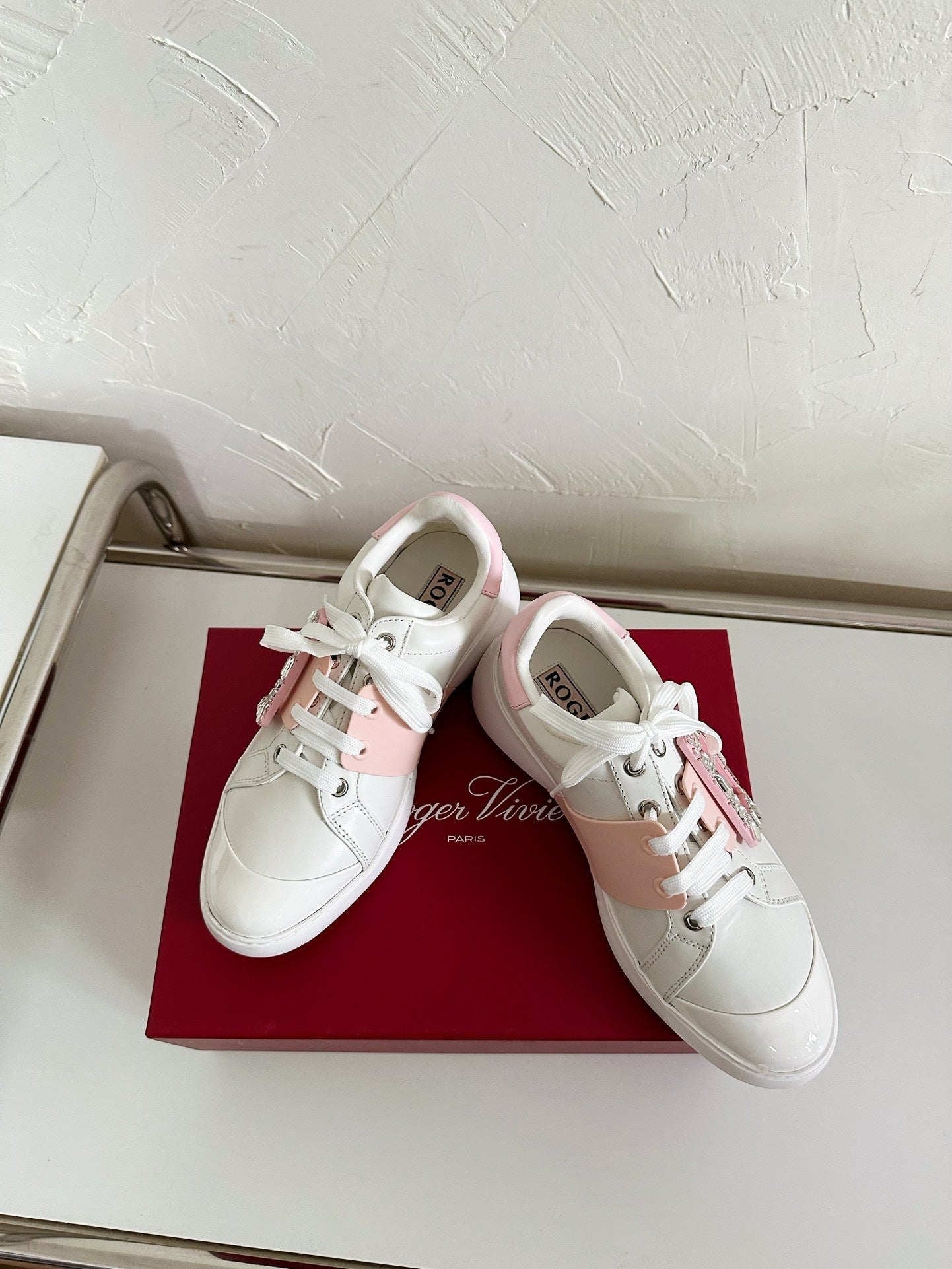 VIV' SKATE SNEAKERS IN WHITE CALFSKIN LIGHT PINK GLITTER STRAP AND CRYSTAL BUCKLE - 35