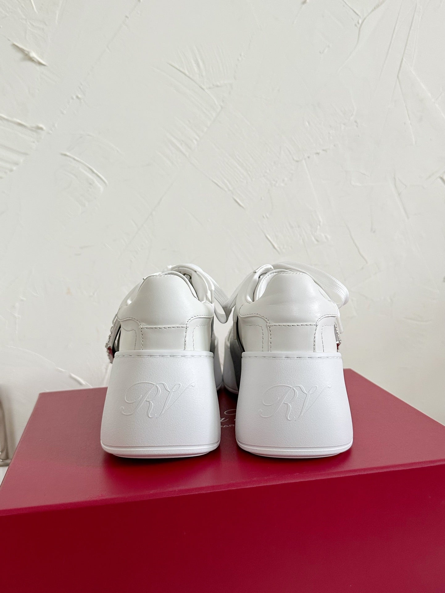 VIV' SKATE SNEAKERS IN WHITE CALFSKIN SILVER GLITTER STRAP AND CRYSTAL BUCKLE - 35