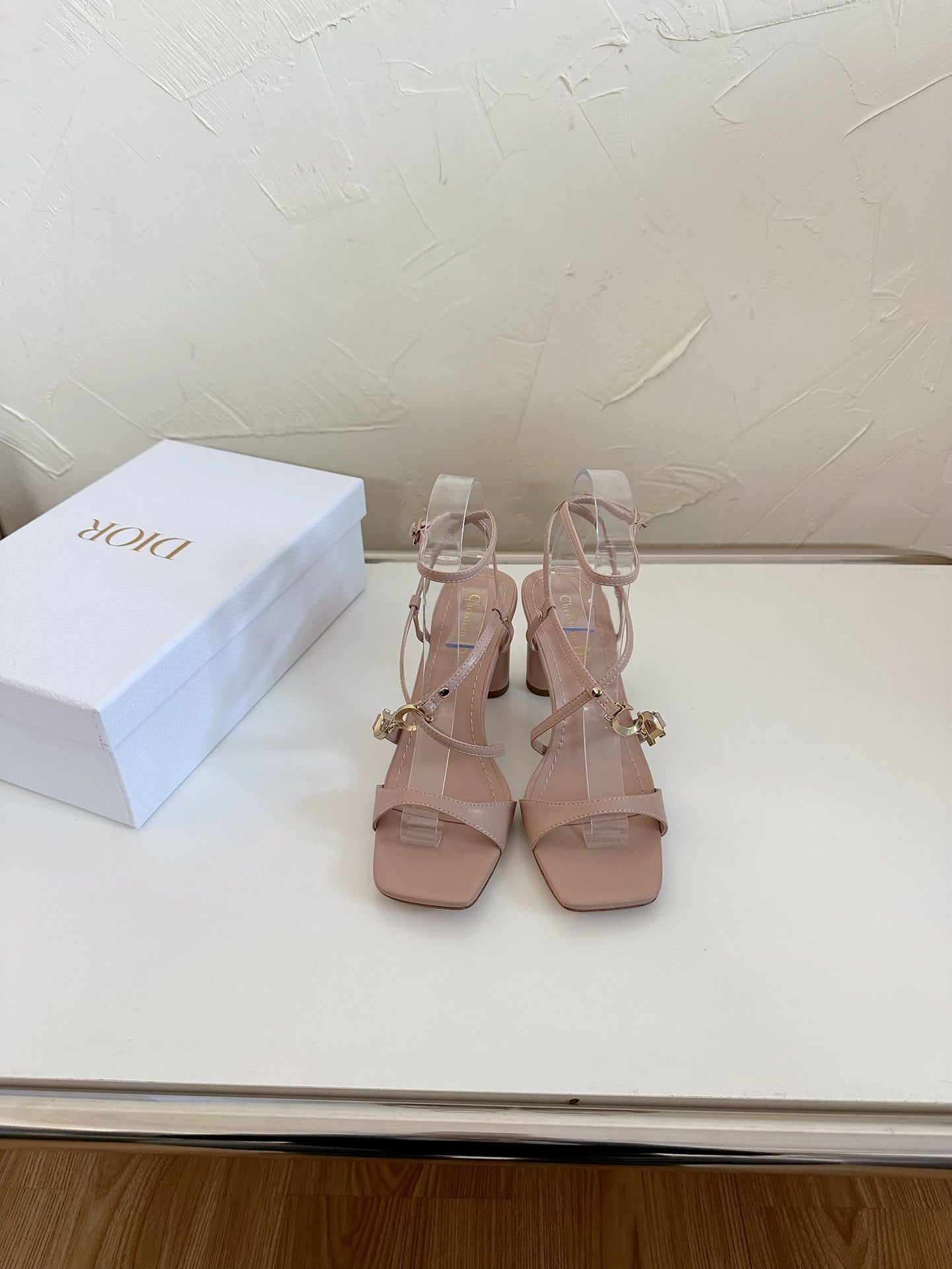 MEDIUM SQUARE HEEL SANDAL IN BLUSH PINK LAMBSKIN - 35
