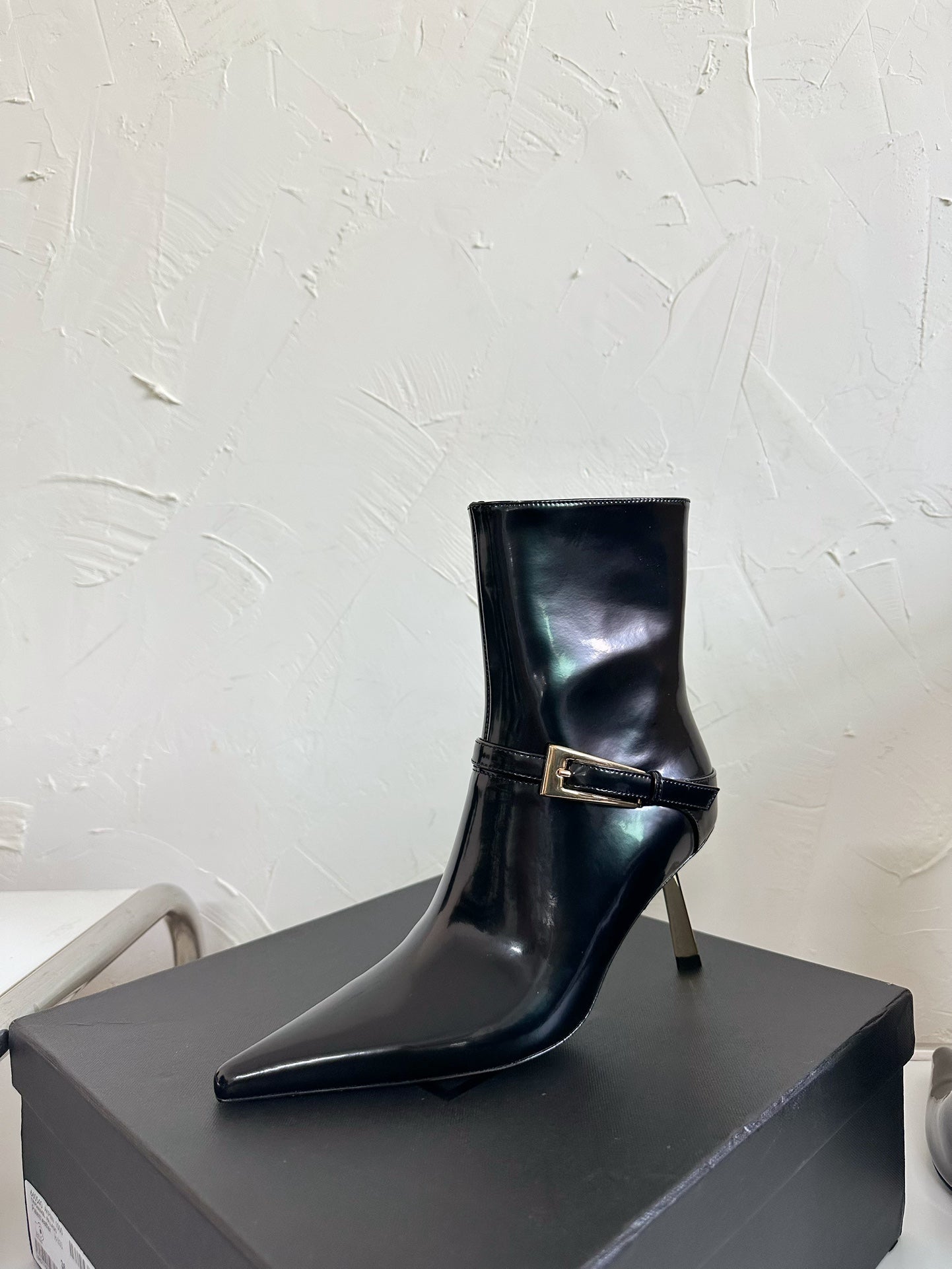 LEE BOOTIES IN BLACK GLAZED CALFSKIN - 35
