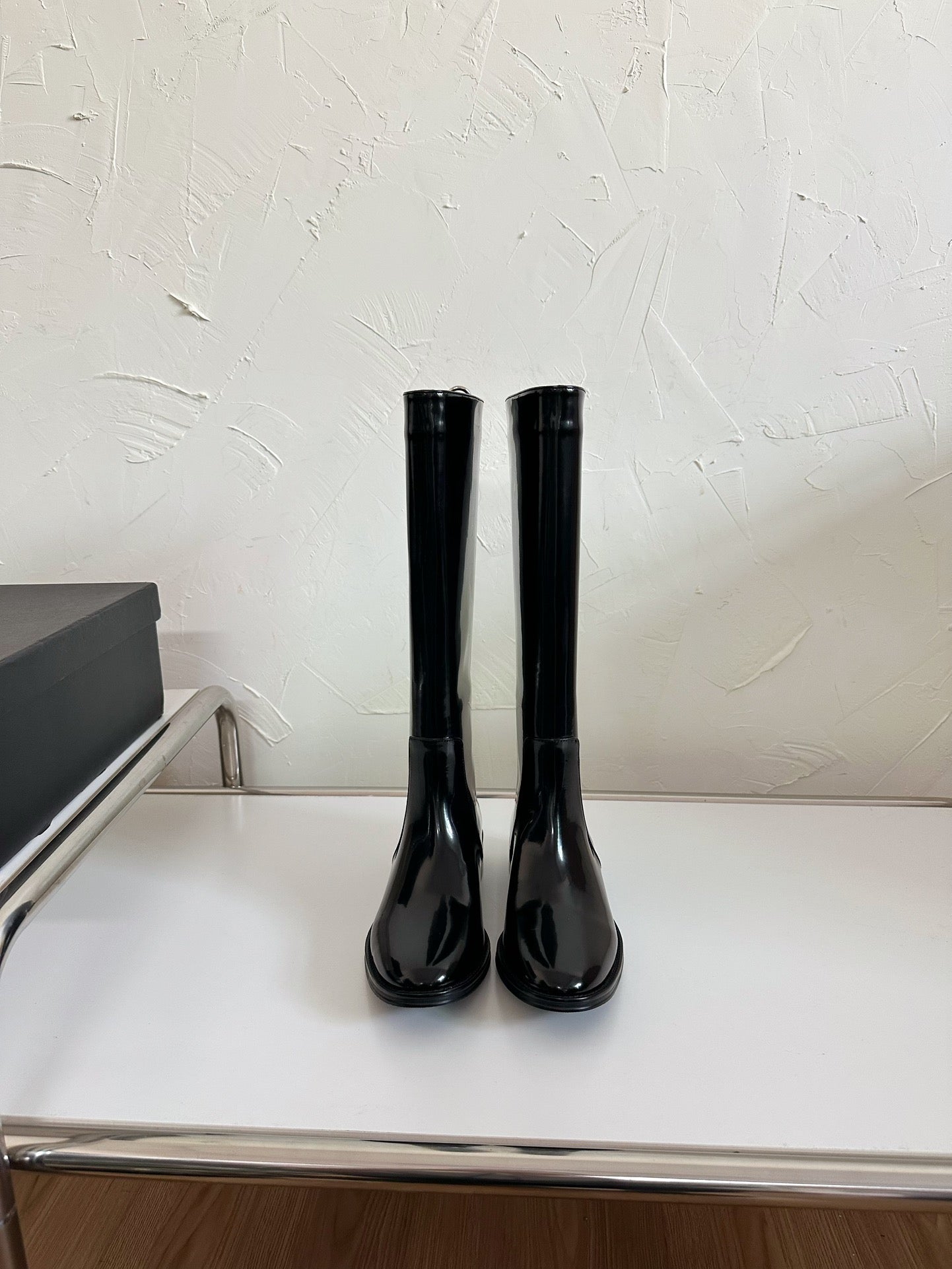 HUNT BOOTS IN BLACK GLAZED CALFSKIN - 35