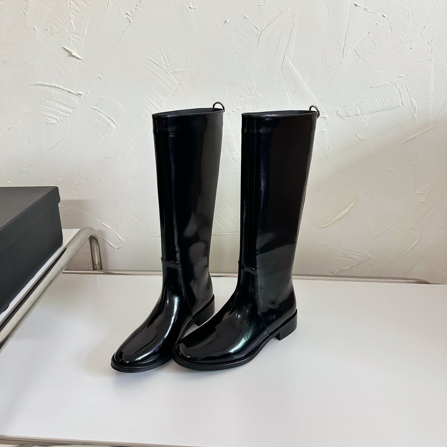 HUNT BOOTS IN BLACK GLAZED CALFSKIN - 35