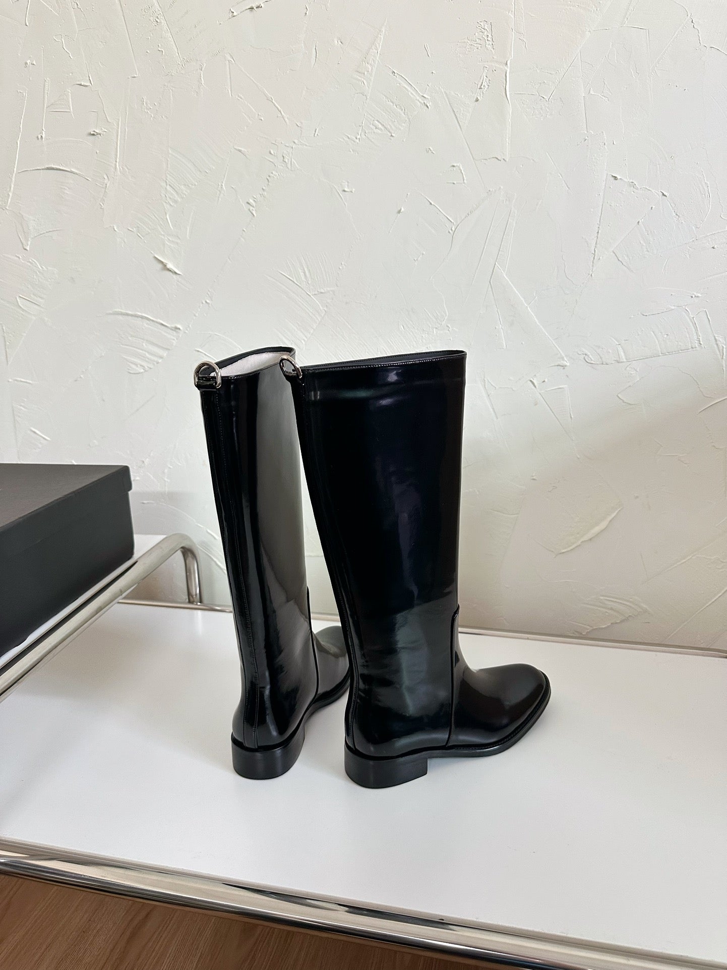 HUNT BOOTS IN BLACK GLAZED CALFSKIN - 35