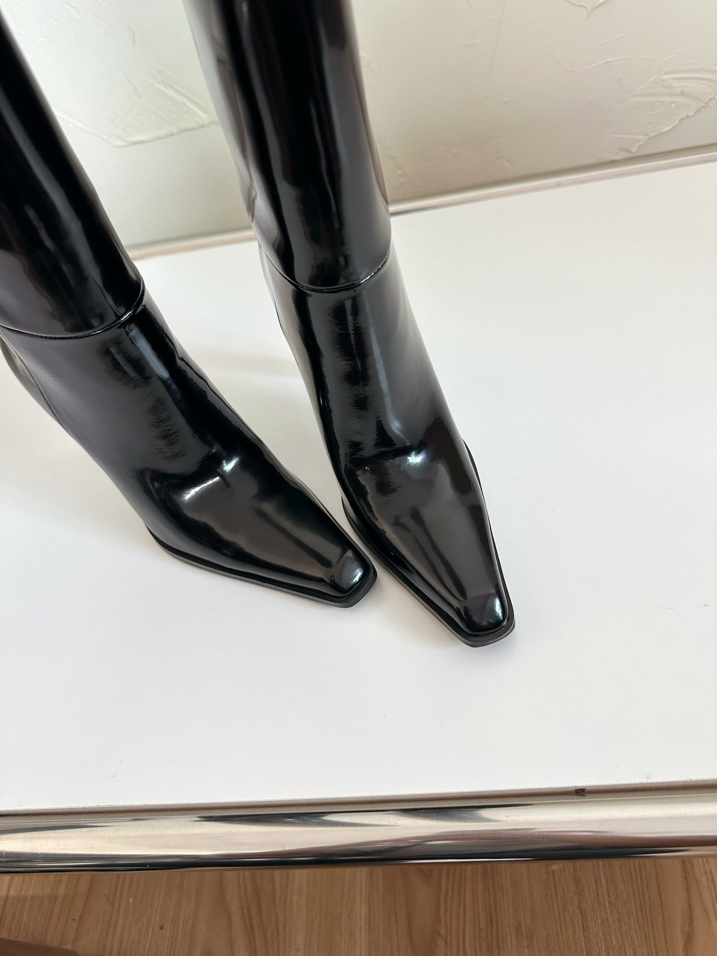 HIGH HEEL KNEE BOOTS IN BLACK SHINY CALFSKIN - 35