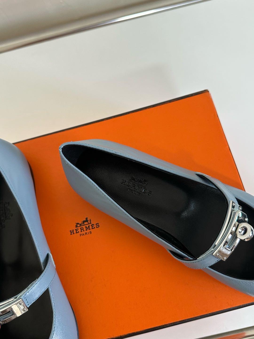 KIARA FLAT PUMP IN CERULEAN BLUE CALFSKIN - 35