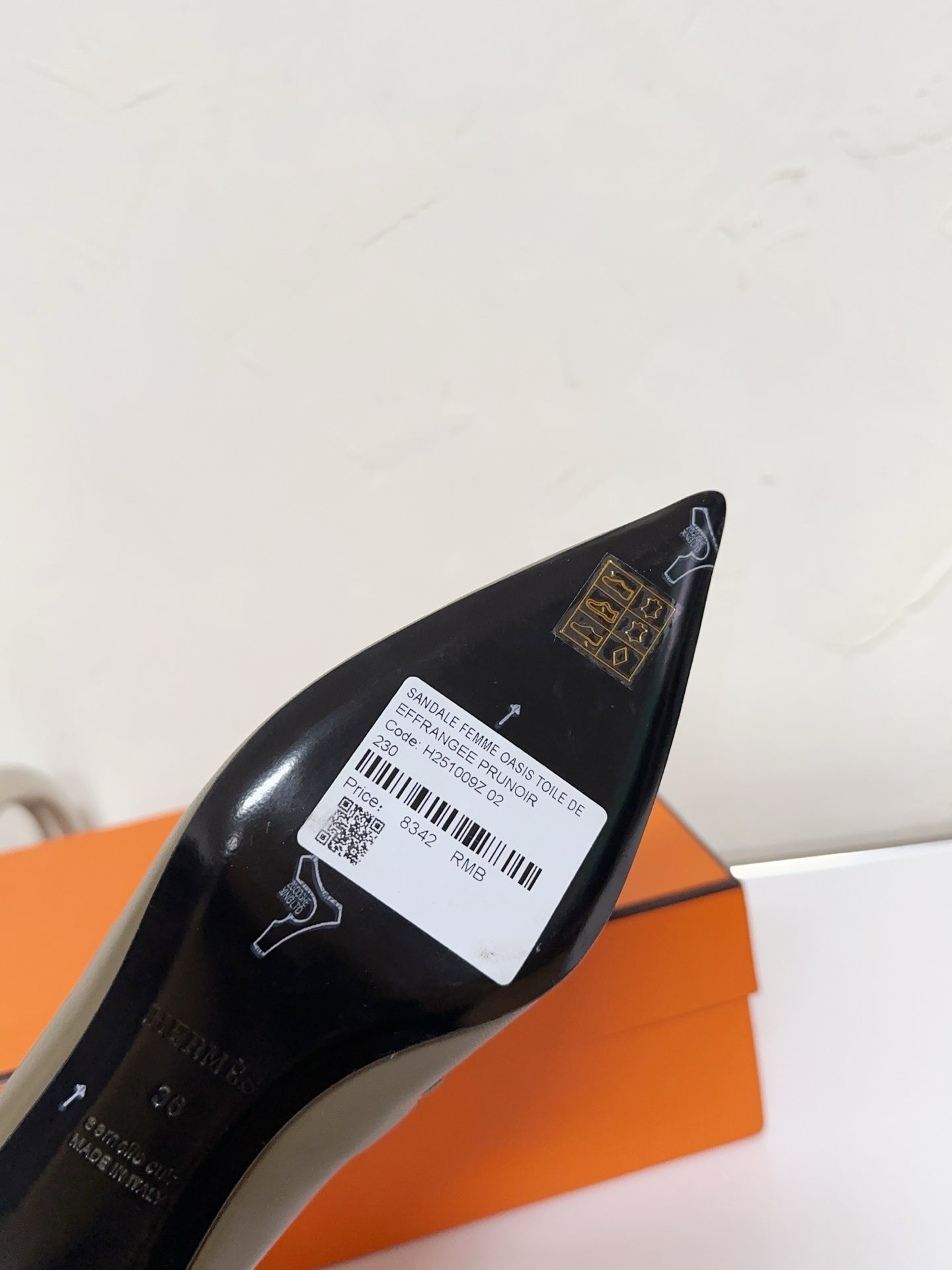 KIARA FLAT PUMP IN ARMY GREEN CALFSKIN - 35