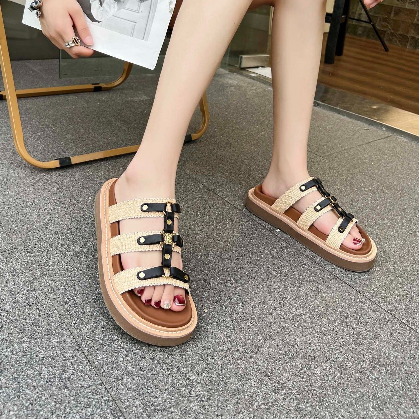 TIPPI SLIDE IN CANVAS & CALFSKIN NATURAL BROWN CREAM/ BLACK - 35