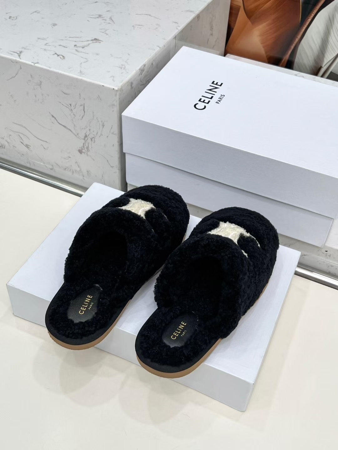 CELINE 25S GEORGIA SLIDE IN SHEARLING IN BLACK - 35