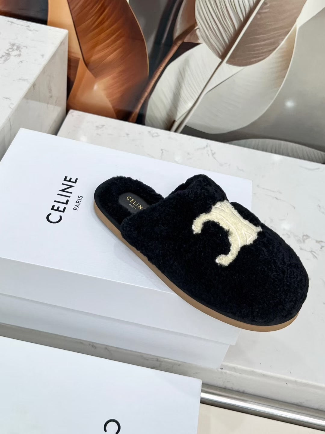 CELINE 25S GEORGIA SLIDE IN SHEARLING IN BLACK - 35